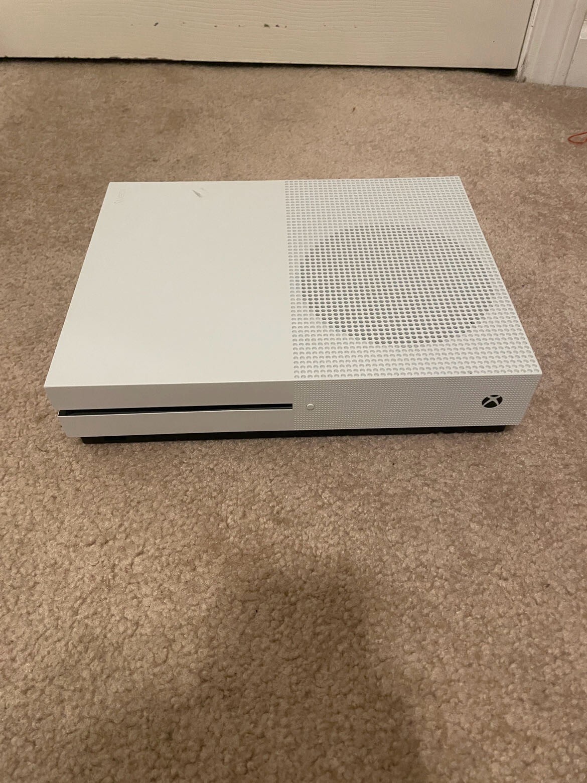 Microsoft Xbox One S 500GB Video Game Console – White (ZQ9-00001)