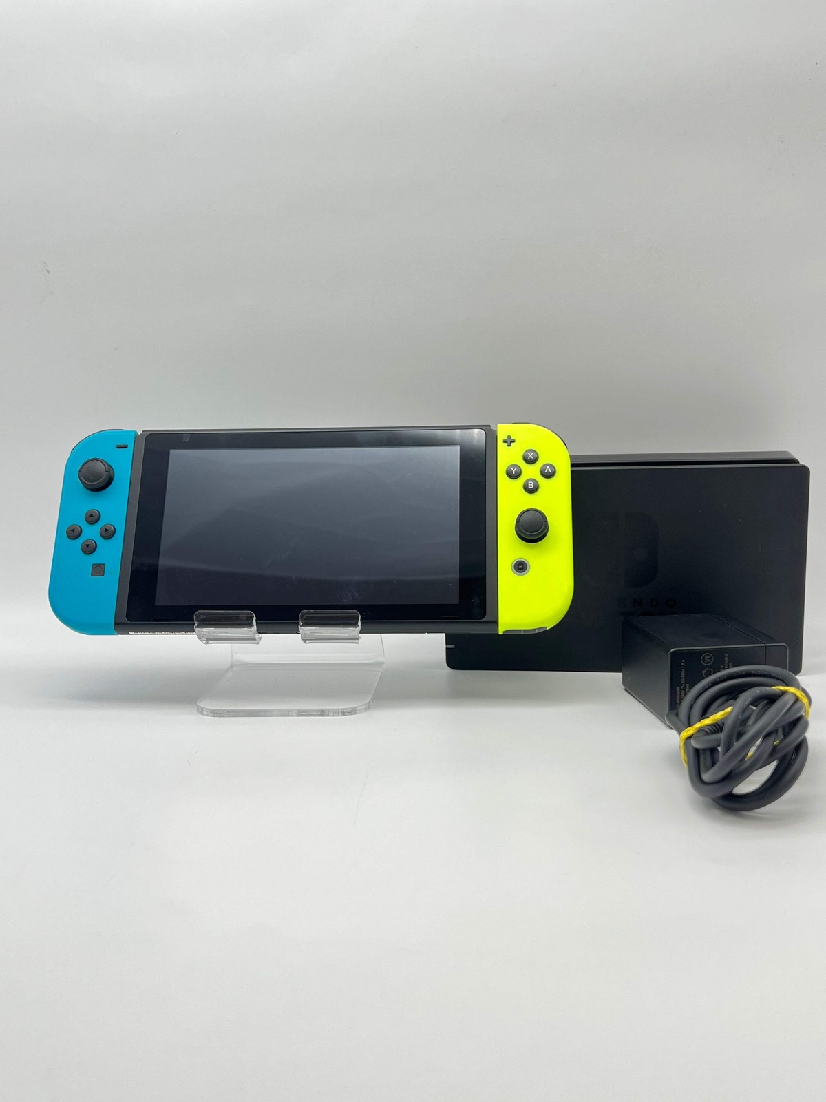 Nintendo Switch HAC-001-01 Handheld Console with Dock & Charger