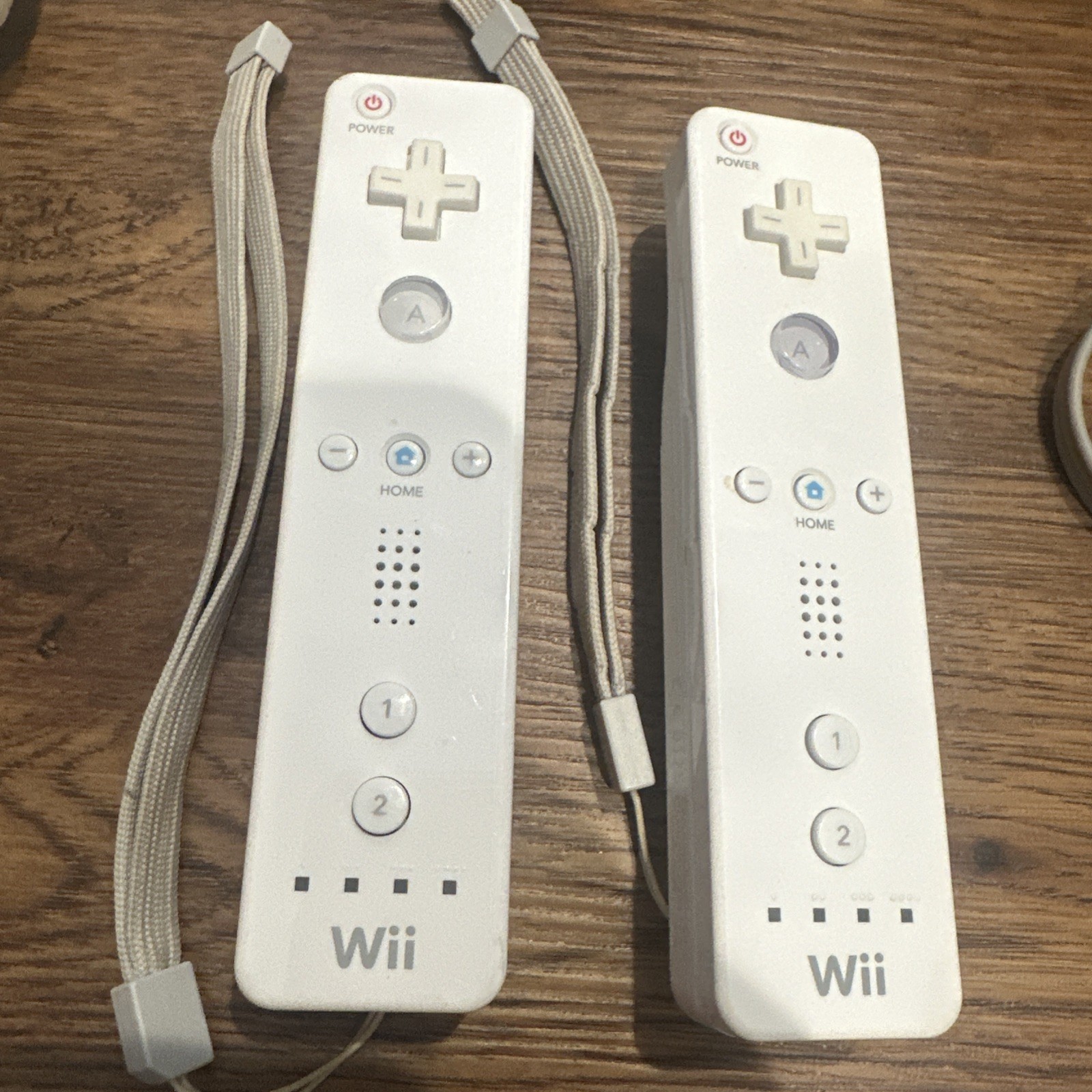 Nintendo Wii Video Game BLACK CONSOLE, 2 REMOTES, WHEEL + ACCESSORIES