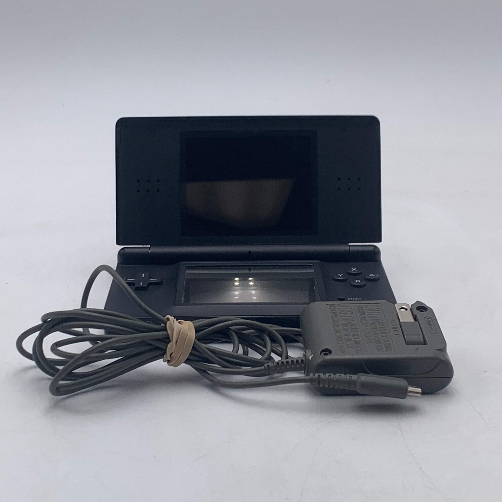 **READ** Nintendo DS Lite USG-001 2006 Handheld Console Black Screen/Power issue