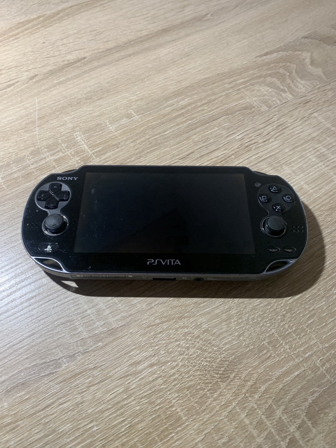 0975 Sony PlayStation PS Vita PCH-1100 Crystal Black Good TESTED