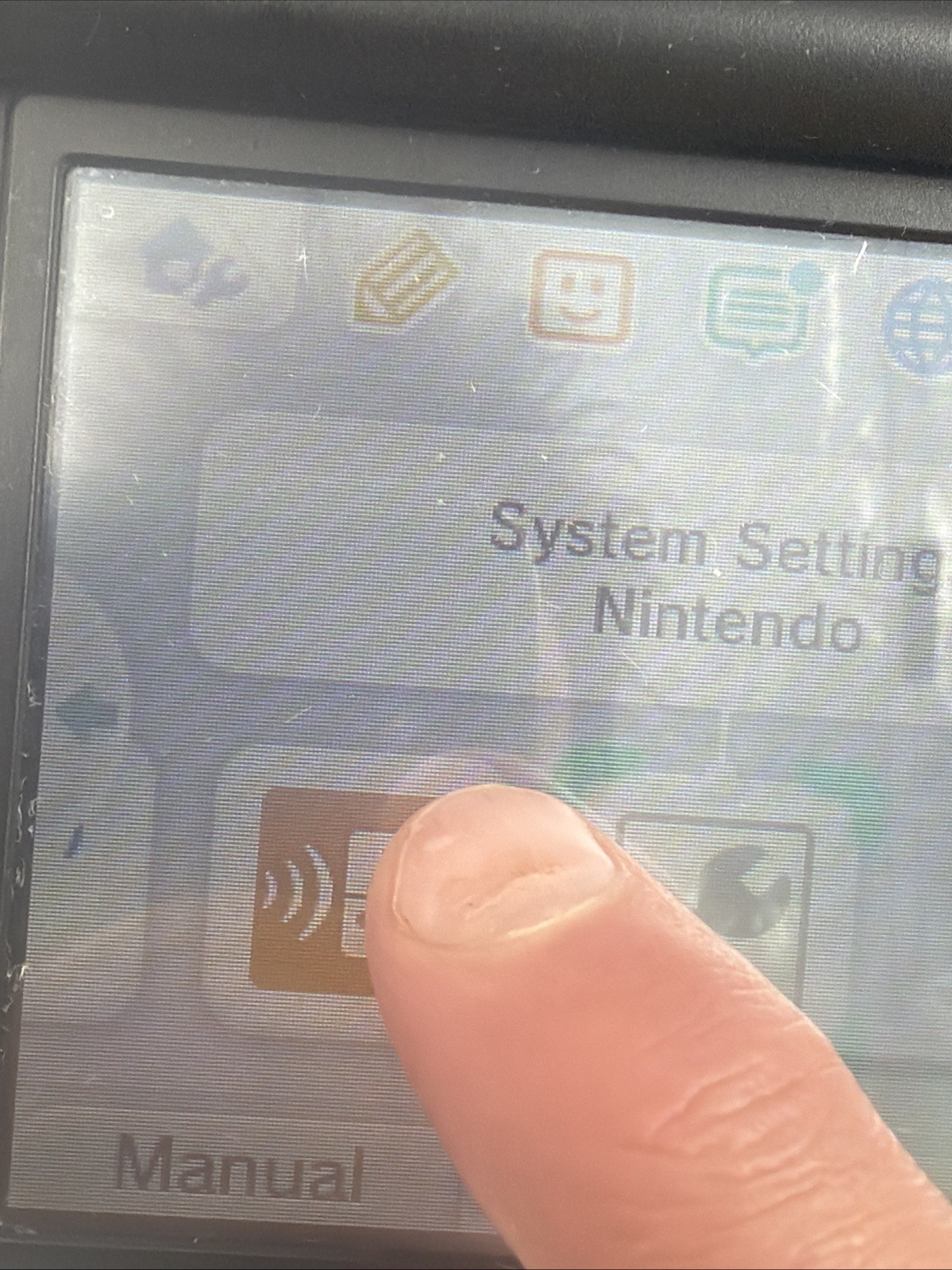 *USED* Nintendo 3DS XL Handheld System – Black (spr-001) tiny spot on screen