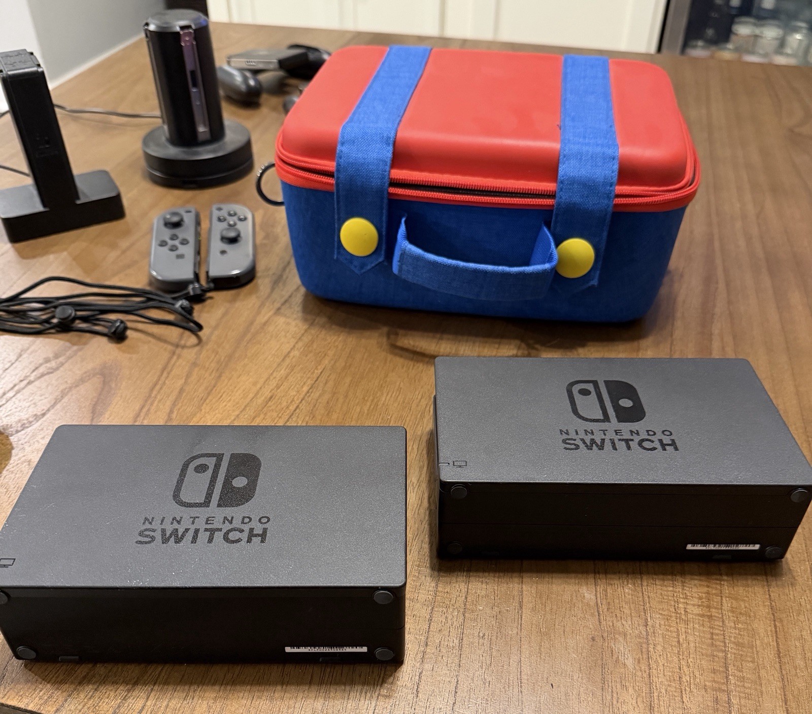 Nintendo Switch Console HAC-001 🎮 🕹️ BUNDLE (16 Items Included)
