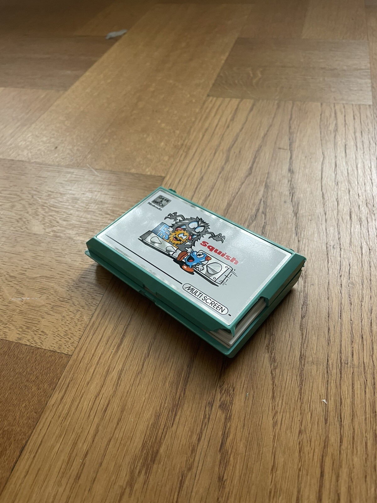Nintendo Game & Watch Squish MG-61 Multi Screen Electric Game 1986