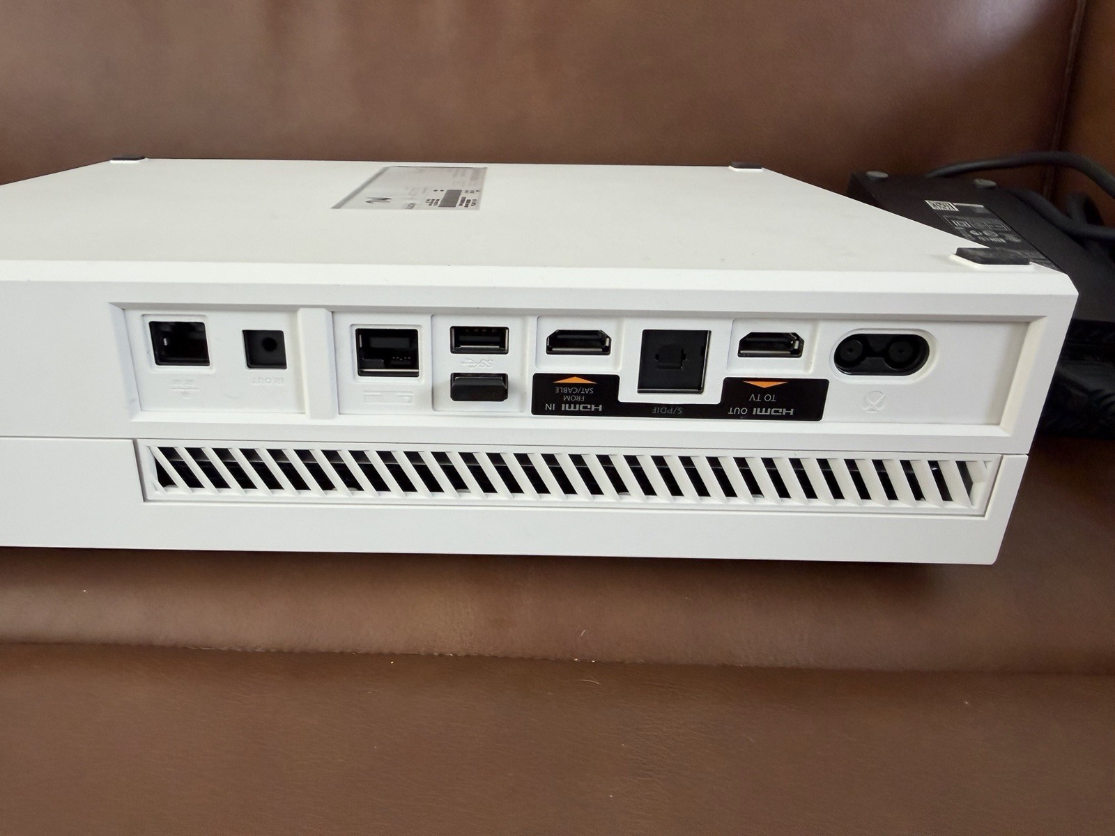 Launch Day “I Made This” Microsoft Xbox One White Staff Exclusive Console Rare