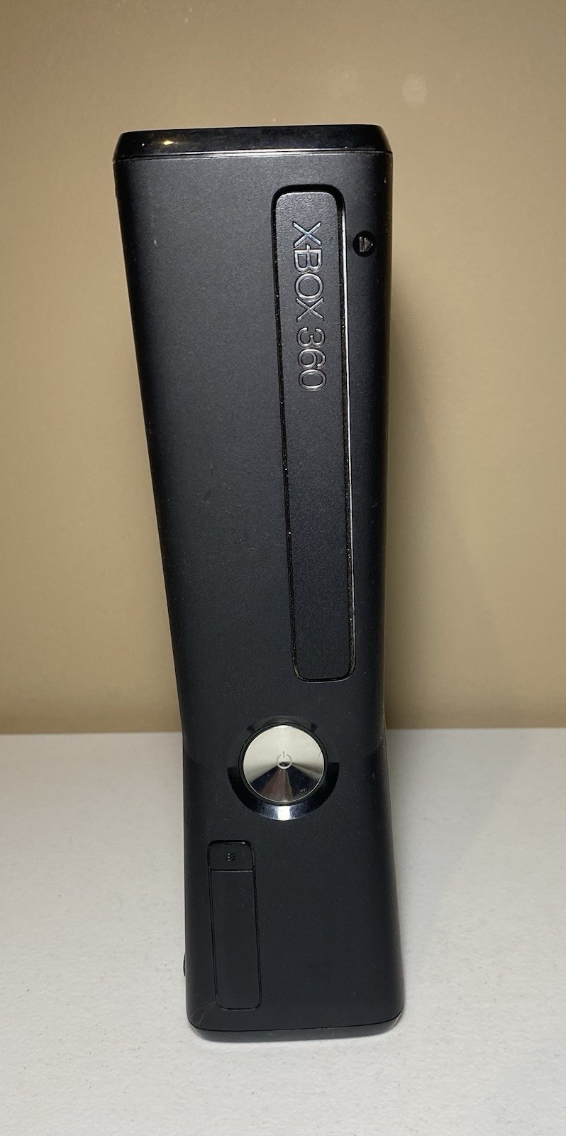 XBOX 360 Console Bundle 4 Games Power & AUX Cable Model 1439 No Controller