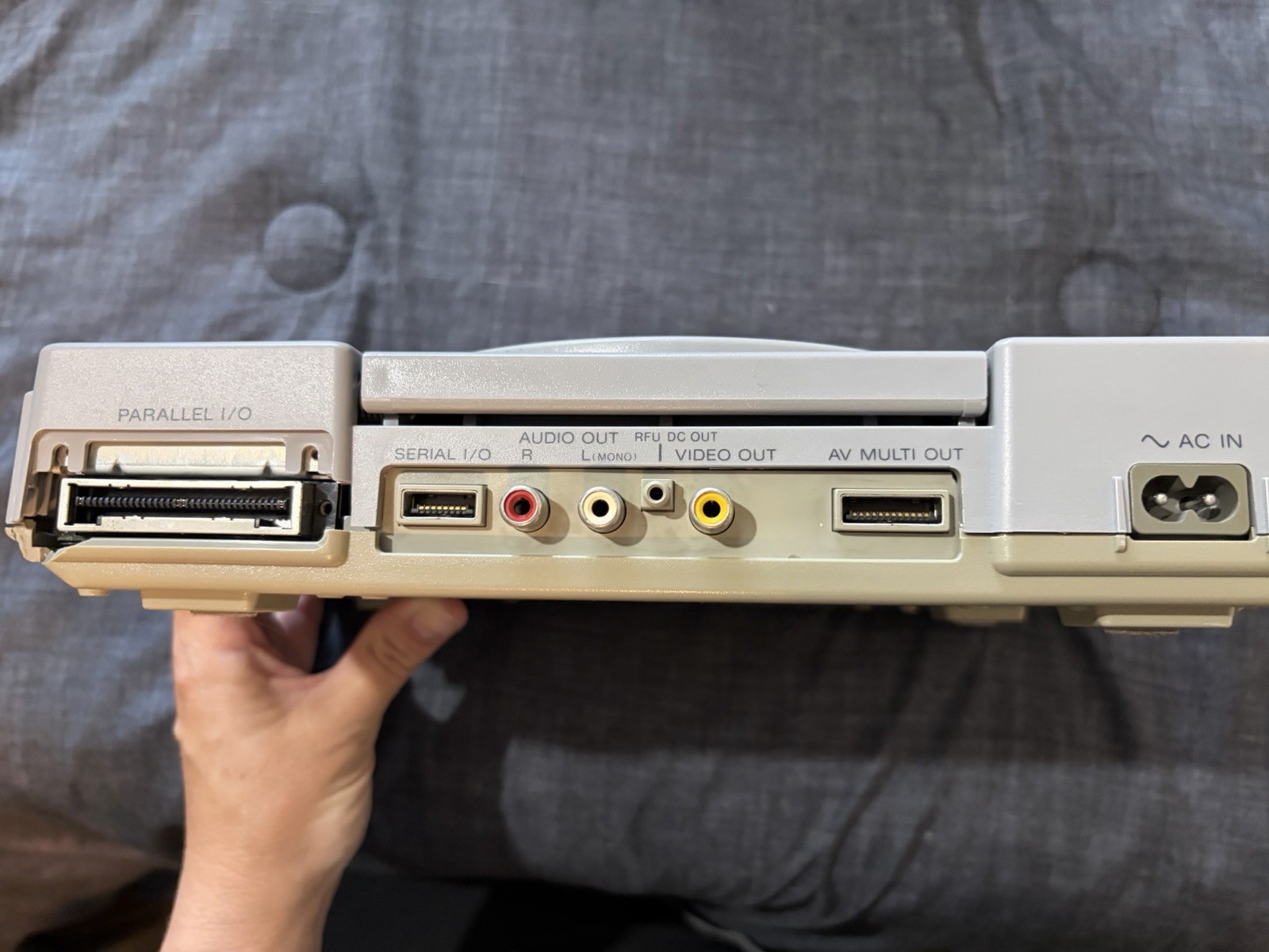 Sony PlayStation 1 Console SCPH-1002 PAL (Europe/Asia) – for parts/repair