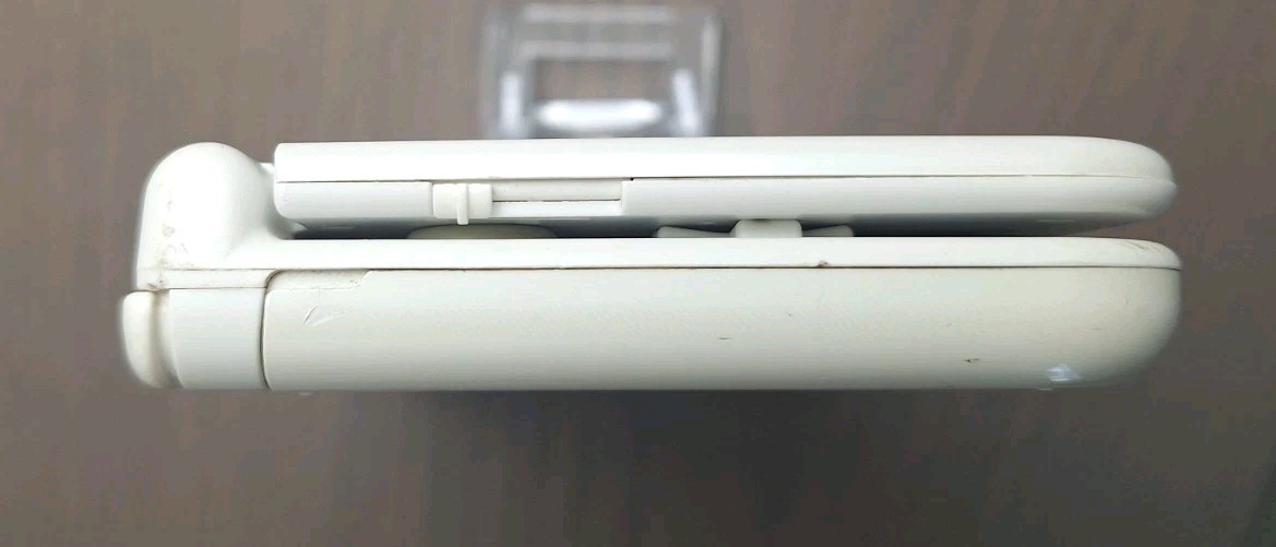 New Nintendo 3DS XL Pearl White | Charger + 32GB SD Card | REGION FREE