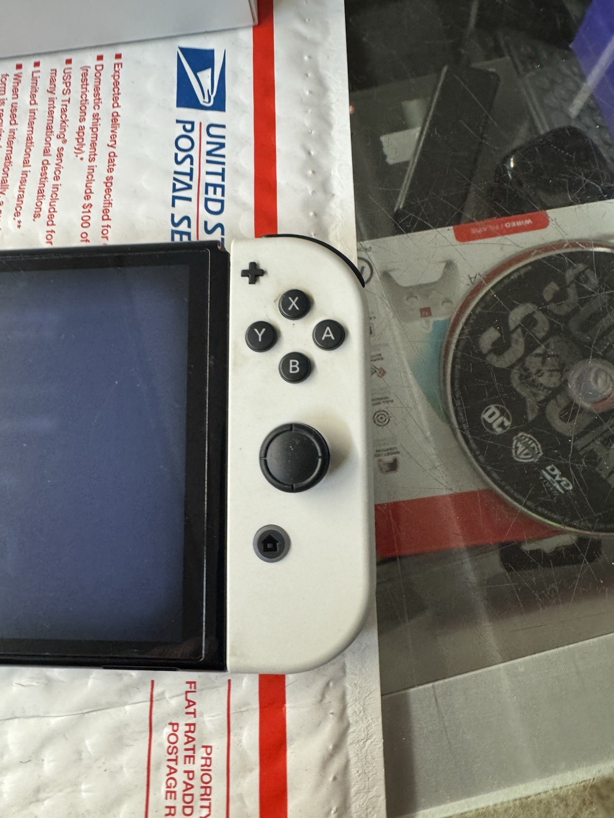 Nintendo Switch OLED HEG-001 White Console CIB Dock Joy-Con No Charger