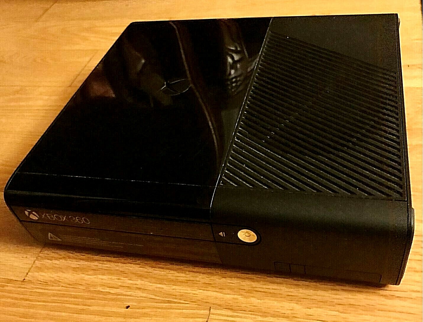 Microsoft Xbox 360 4GB Black Console + Two Wireless Controllers and Power Cord