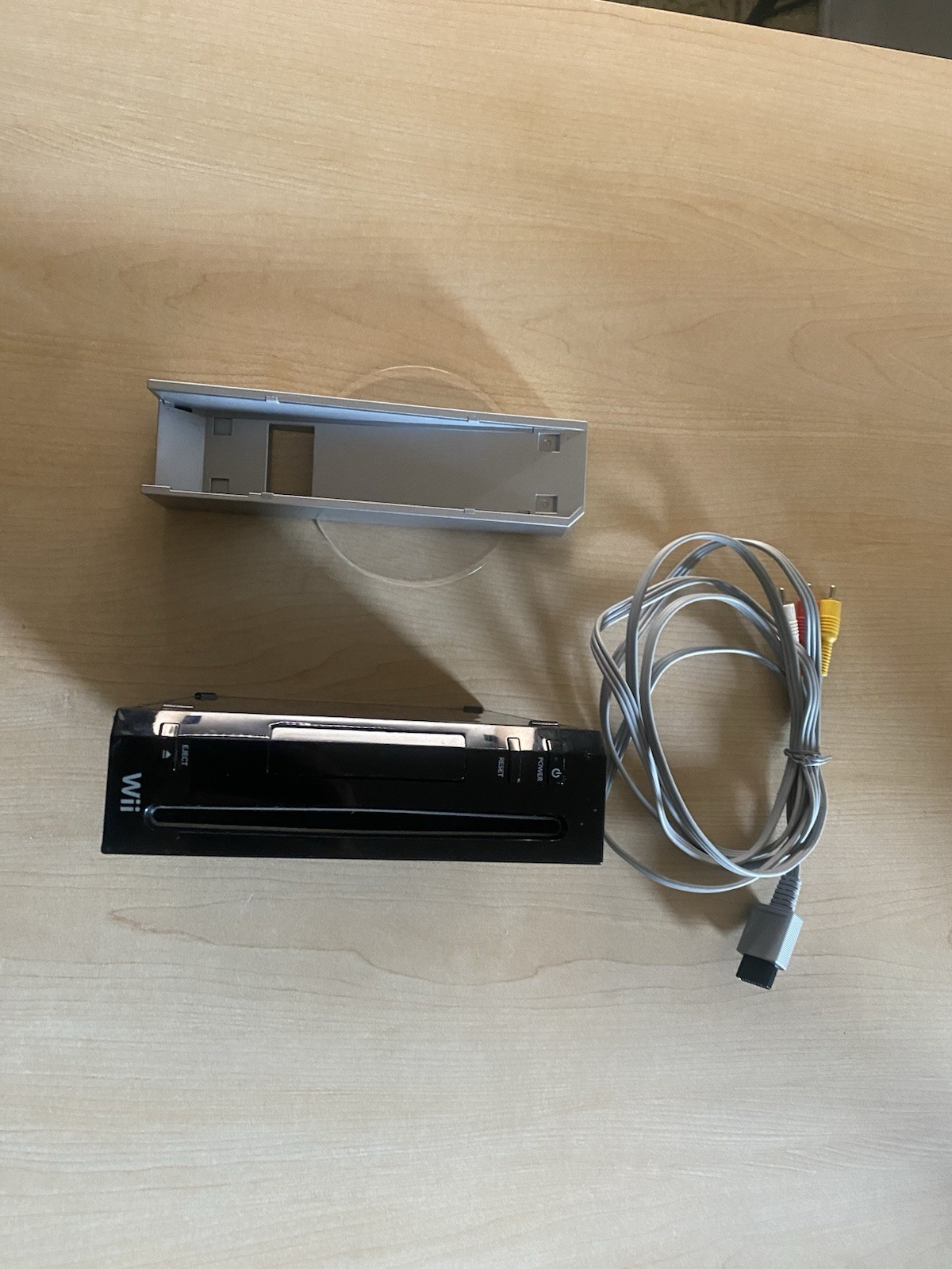 Nintendo Wii Black Console Model 001 with Stand and Composite RCA AV Cable