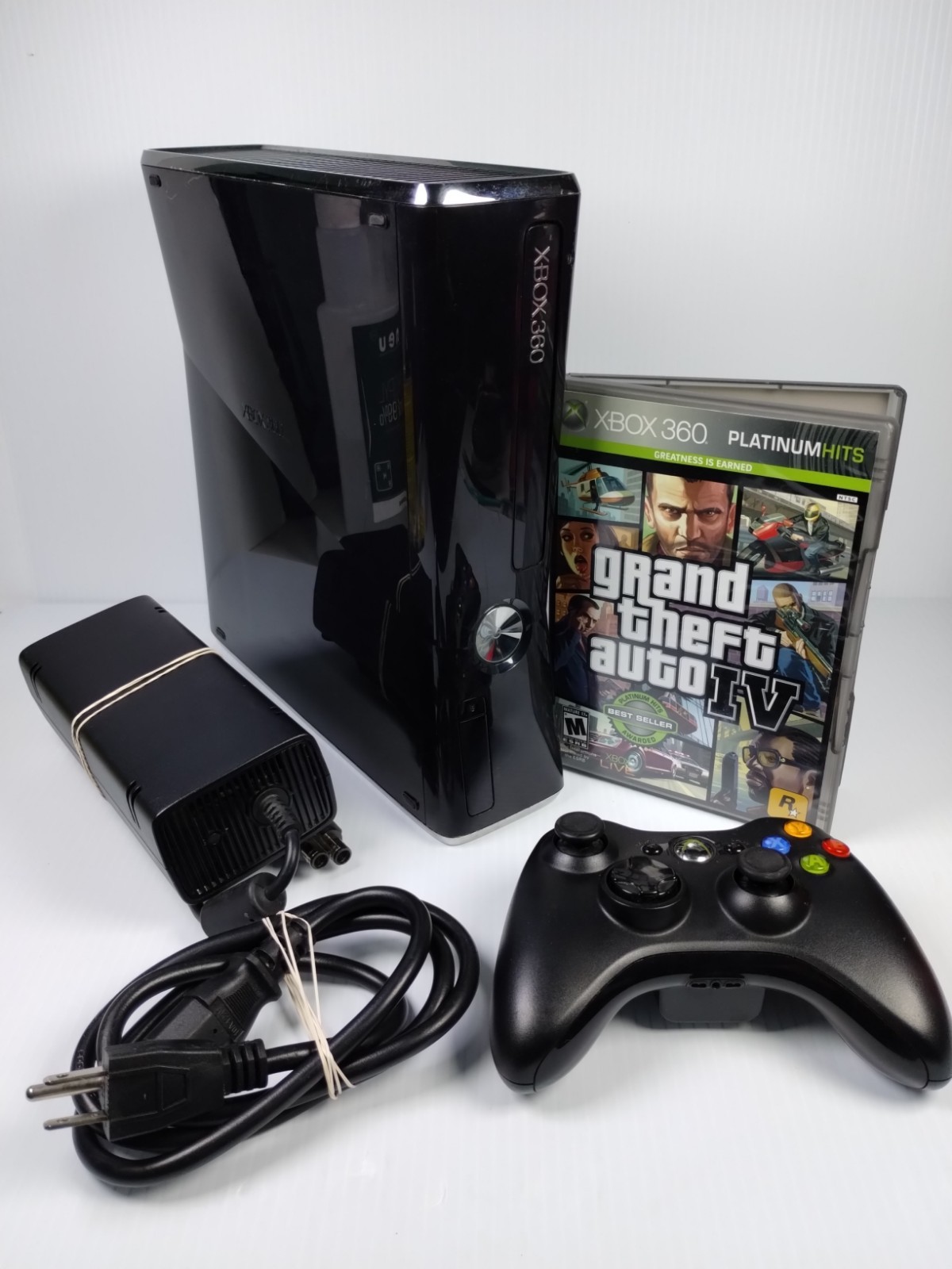 Microsoft Xbox 360 S 250GB Glossy Black Tested Works W Games