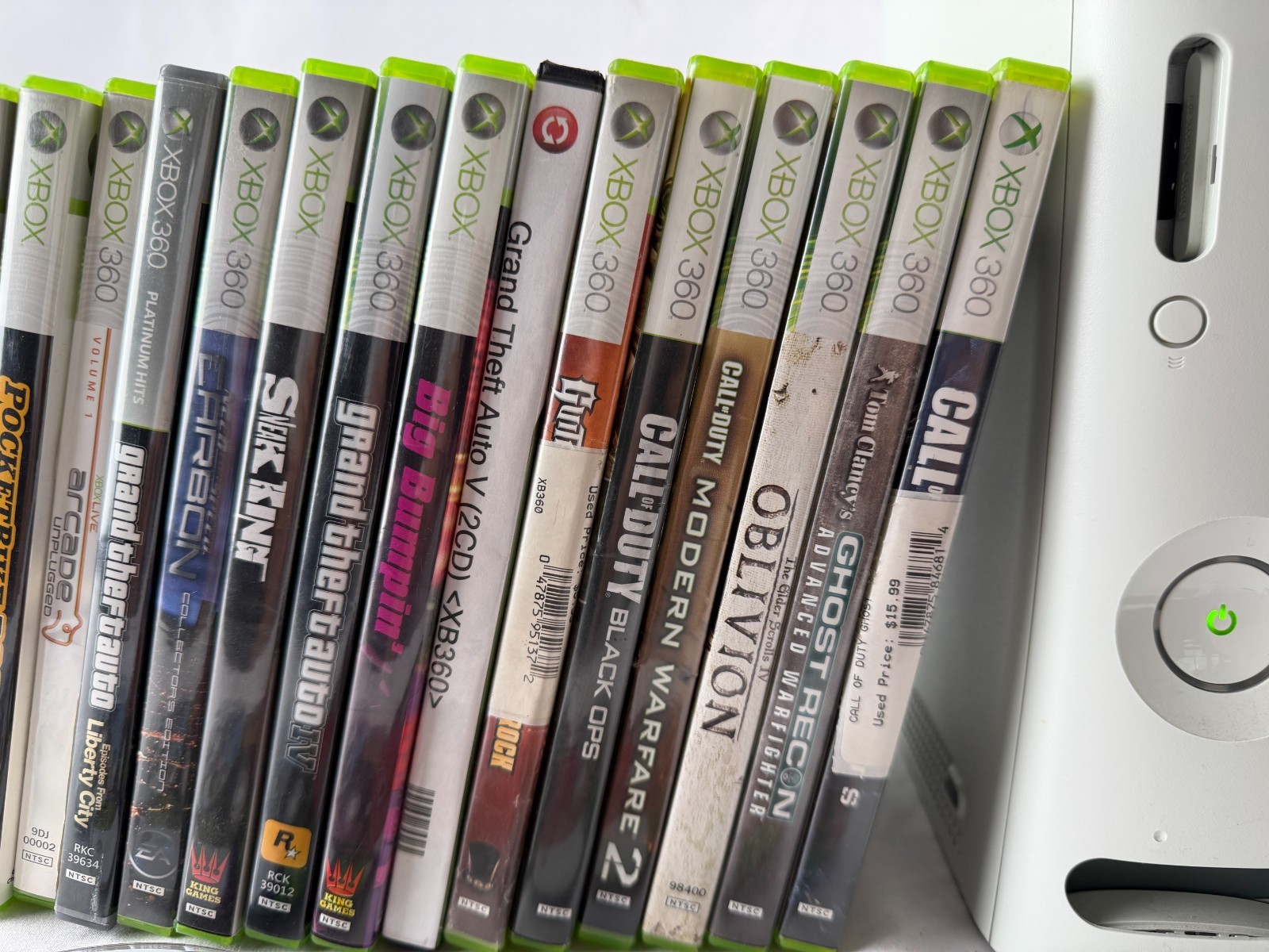 Microsoft Xbox 360 Console Bundle w/ Games & Power Supply – Serial: 319355291605