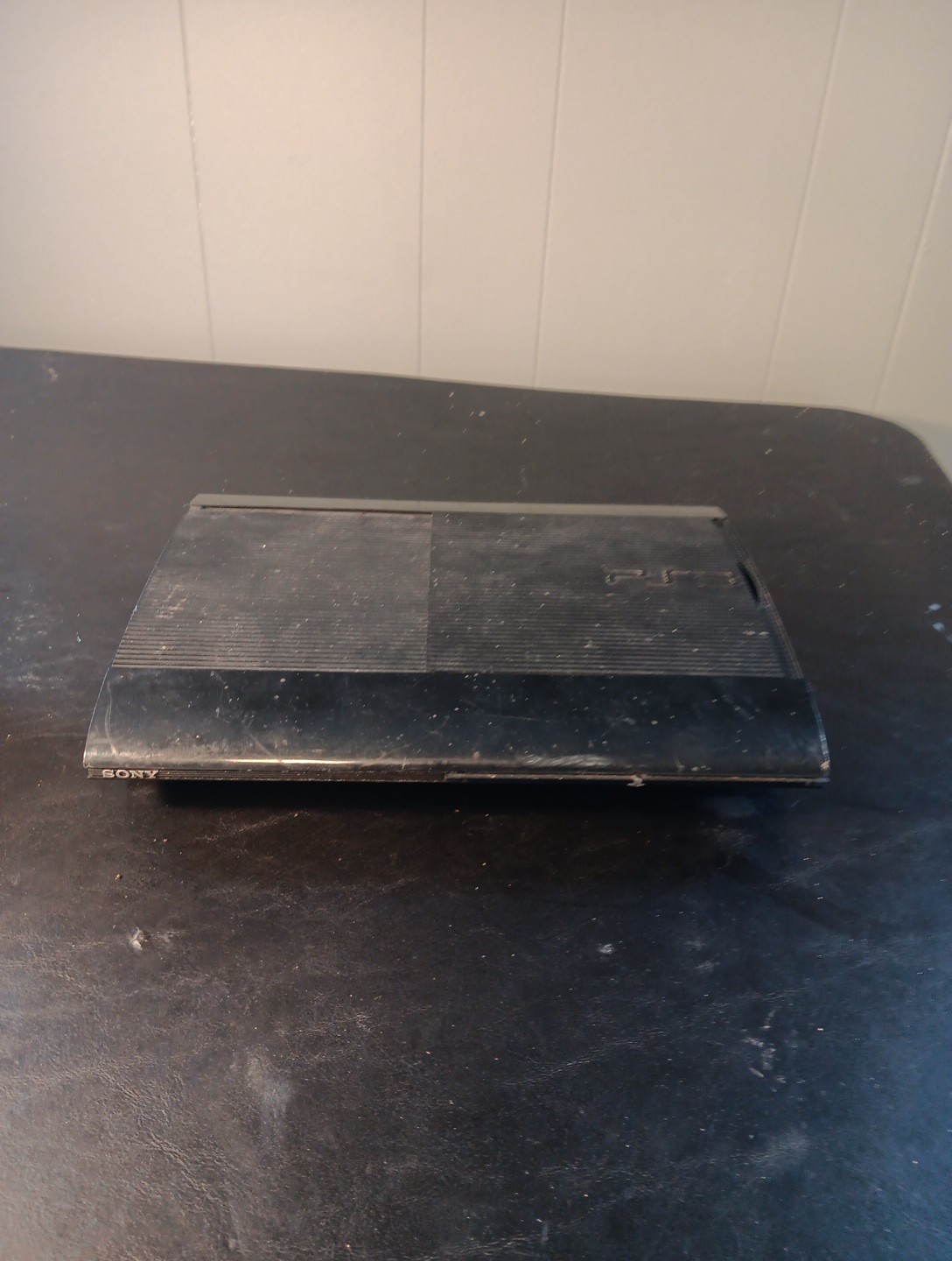 PS3 Console Cech-4001c For Parts Or Repair – Powers On