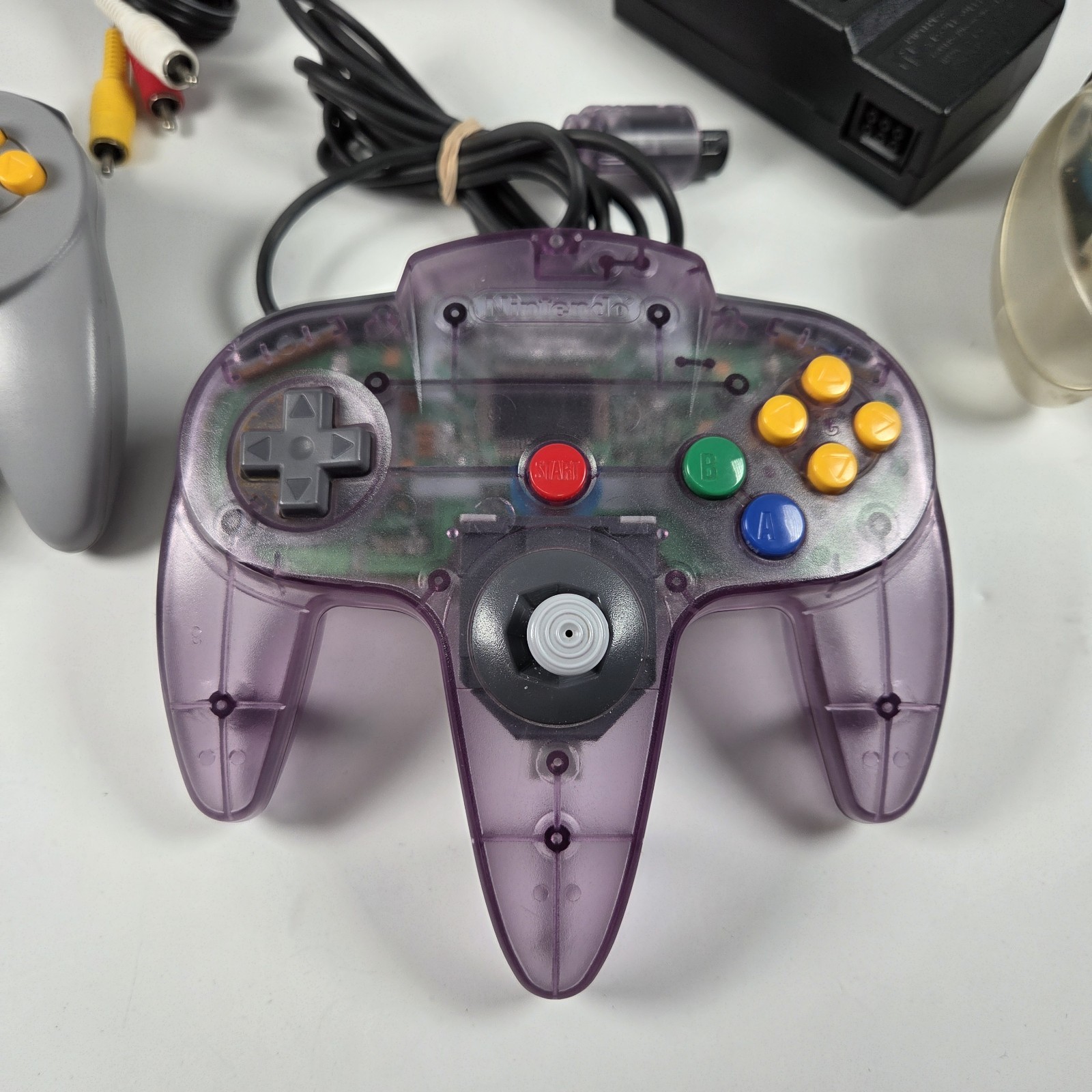 Nintendo 64 Console Bundle w/3 Controllers / Expansion / Memory / Jumper TESTED