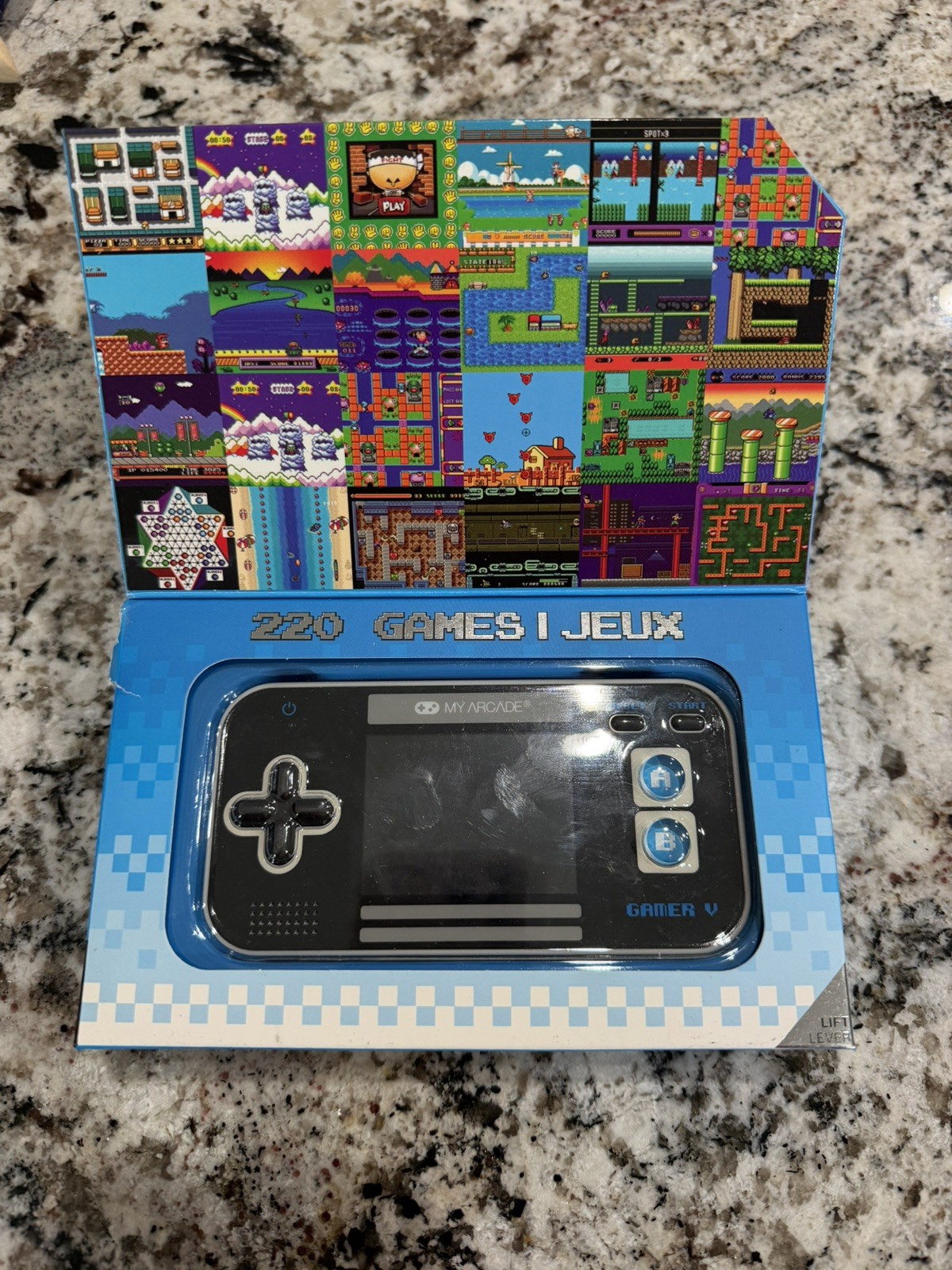 My Arcade Gamer V Handheld System Black Blue 220 Games DGUN-3919 2021