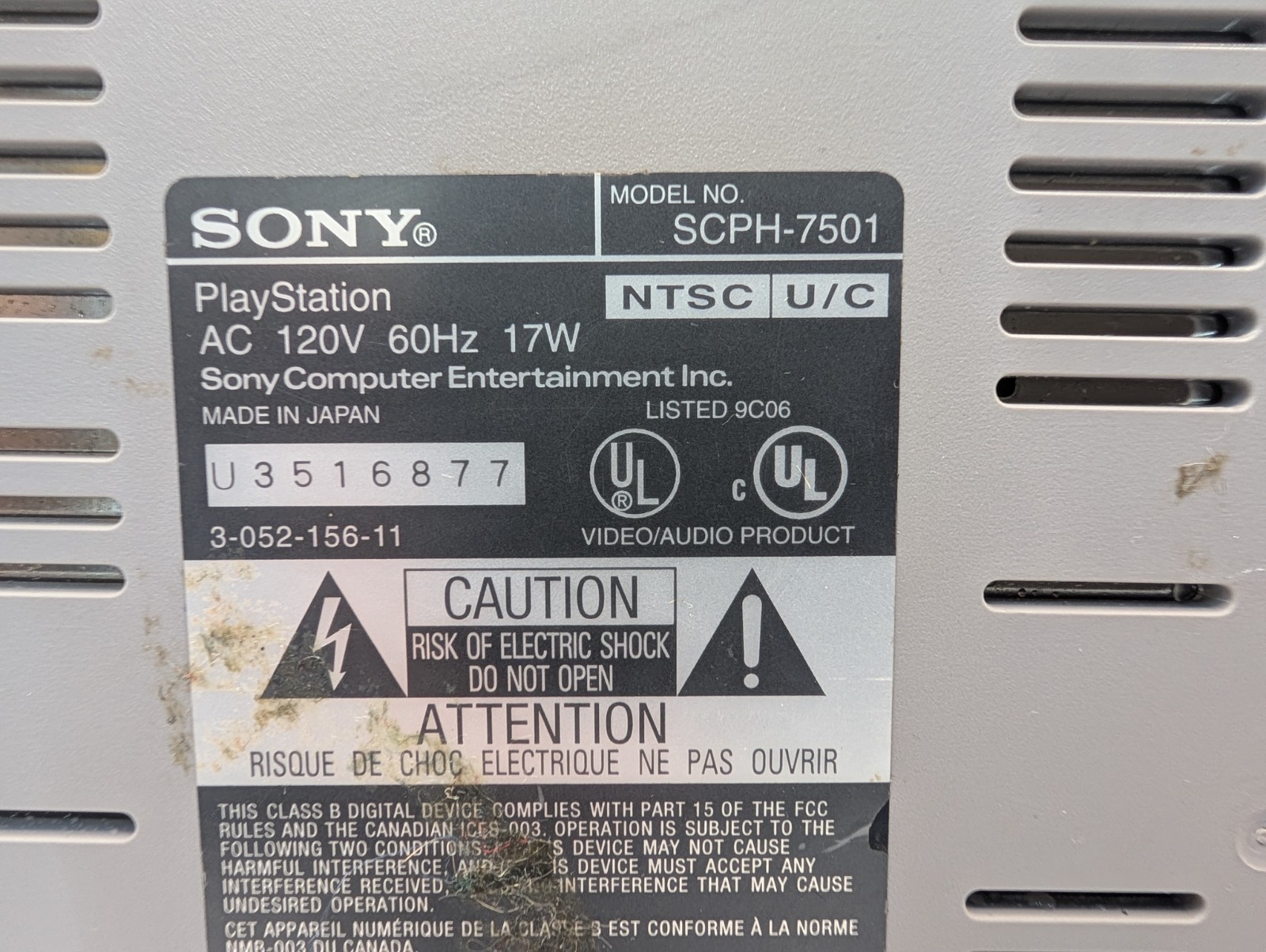 Sony Playstation PS1 Console Only (SCPH-5501) – for PARTS or REPAIR
