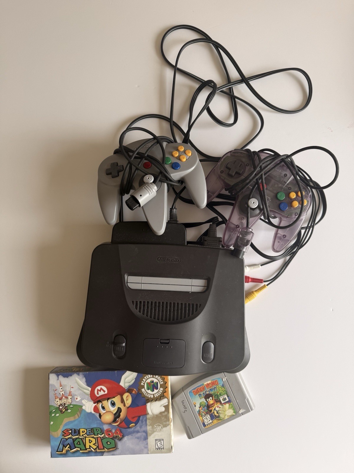 Nintendo 64 N64 Console Bundle 2 OEM Controllers Super Mario Game W/box + Diddy