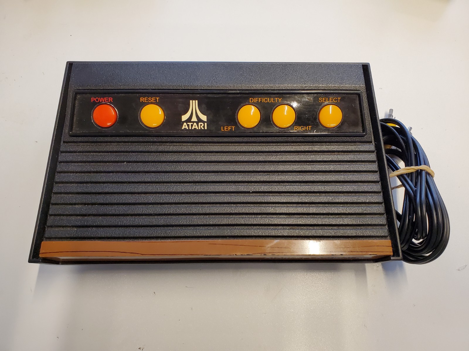 Atari Flashback 2 Classic Game Console W/ 40 BUILT IN GAMES – NO POWER CABLE