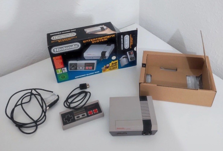 NES Nintendo Classic Mini 30 Games 8Bit + Box No. Entertainment System ORIGINAL