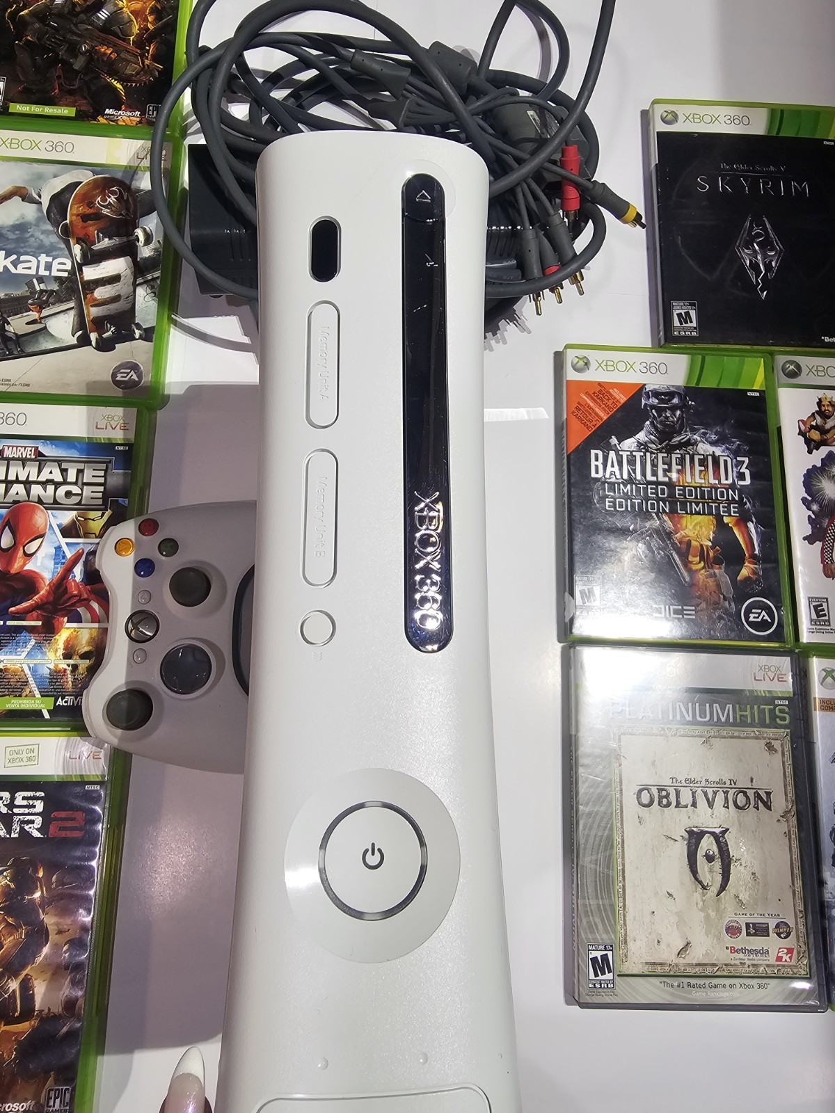 White Microsoft XBOX 360 Video Game Console System Bundle 13 Games OEM Tested