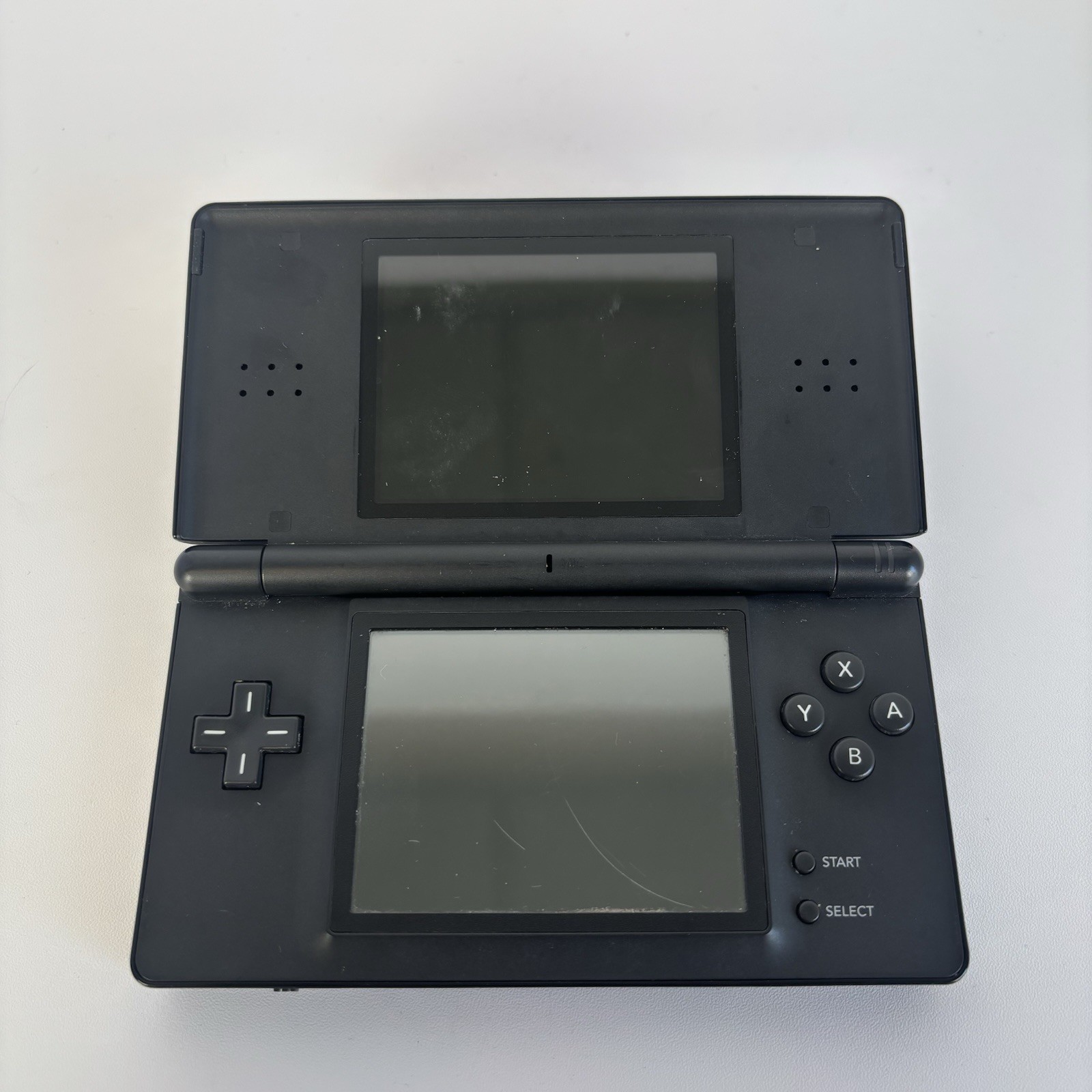 Nintendo DS Lite Handheld System – Onyx Black Powers on