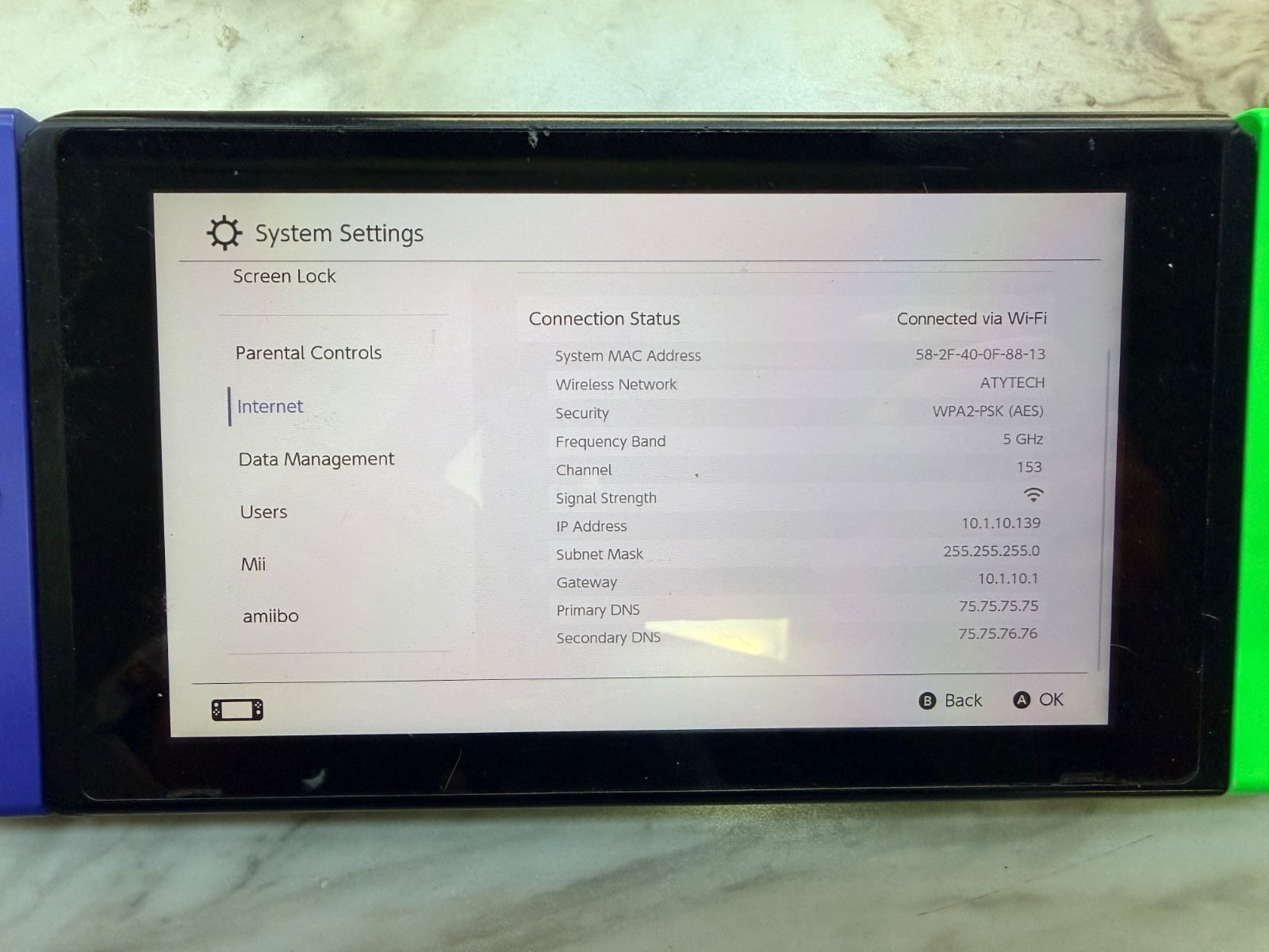 Nintendo Switch Console Gen1 32GB + 1TB micro SD Blue & Neon Green Cons