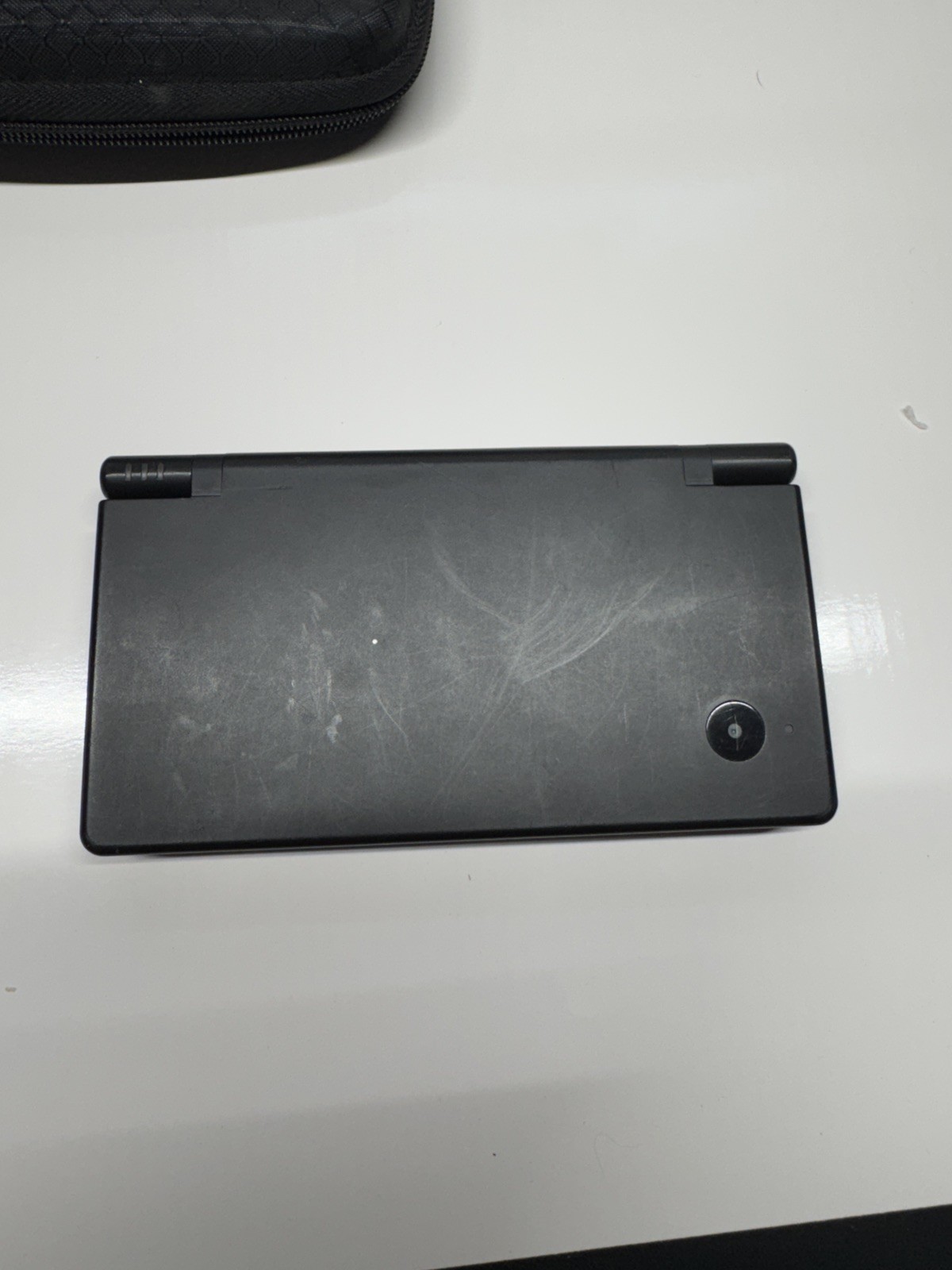 Nintendo DSi Handheld Game Console TWL-001 Black w/ case