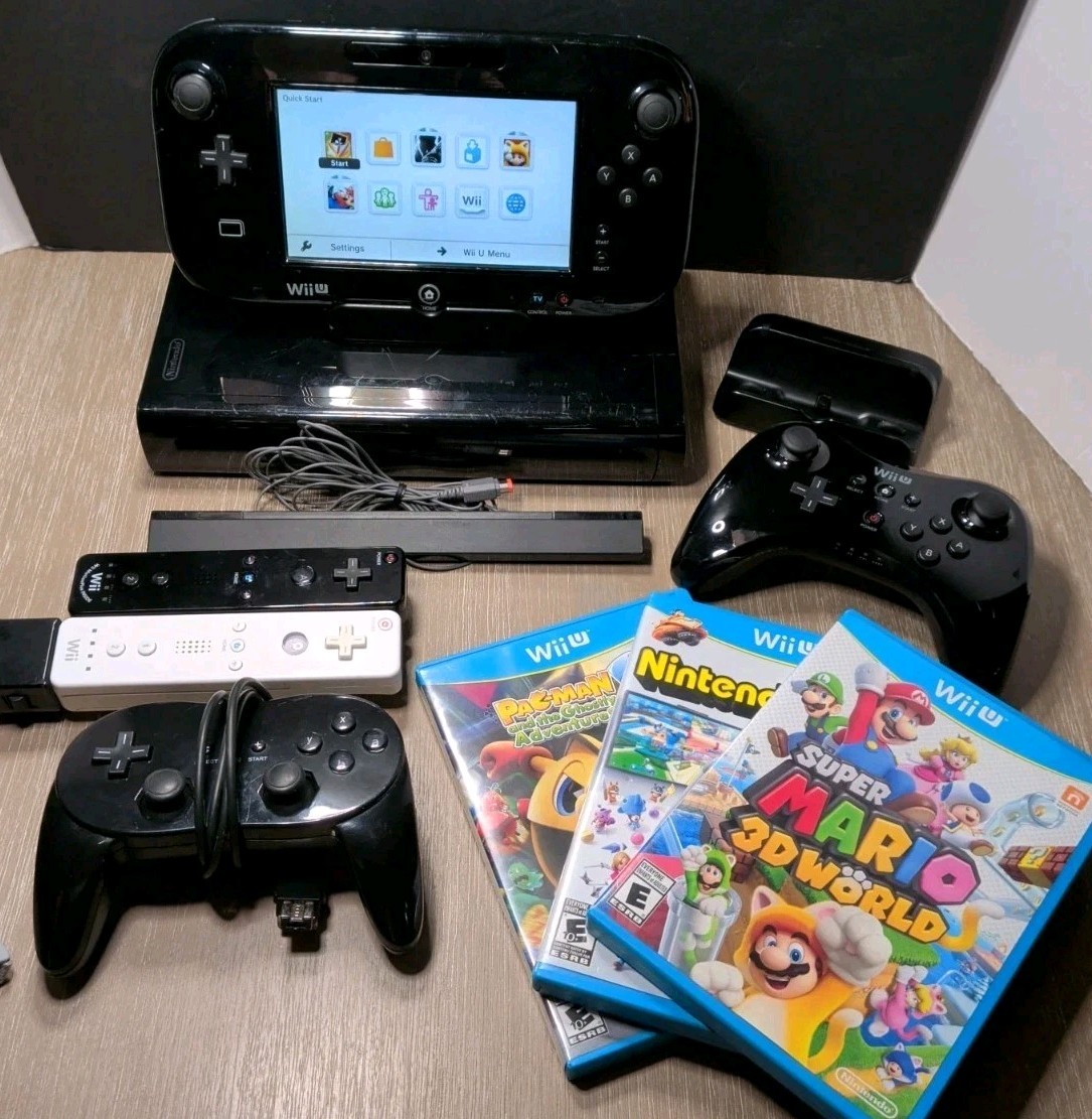 Nintendo 32G Wii U Deluxe Black Console Gaming System Bundle • Tested/Working