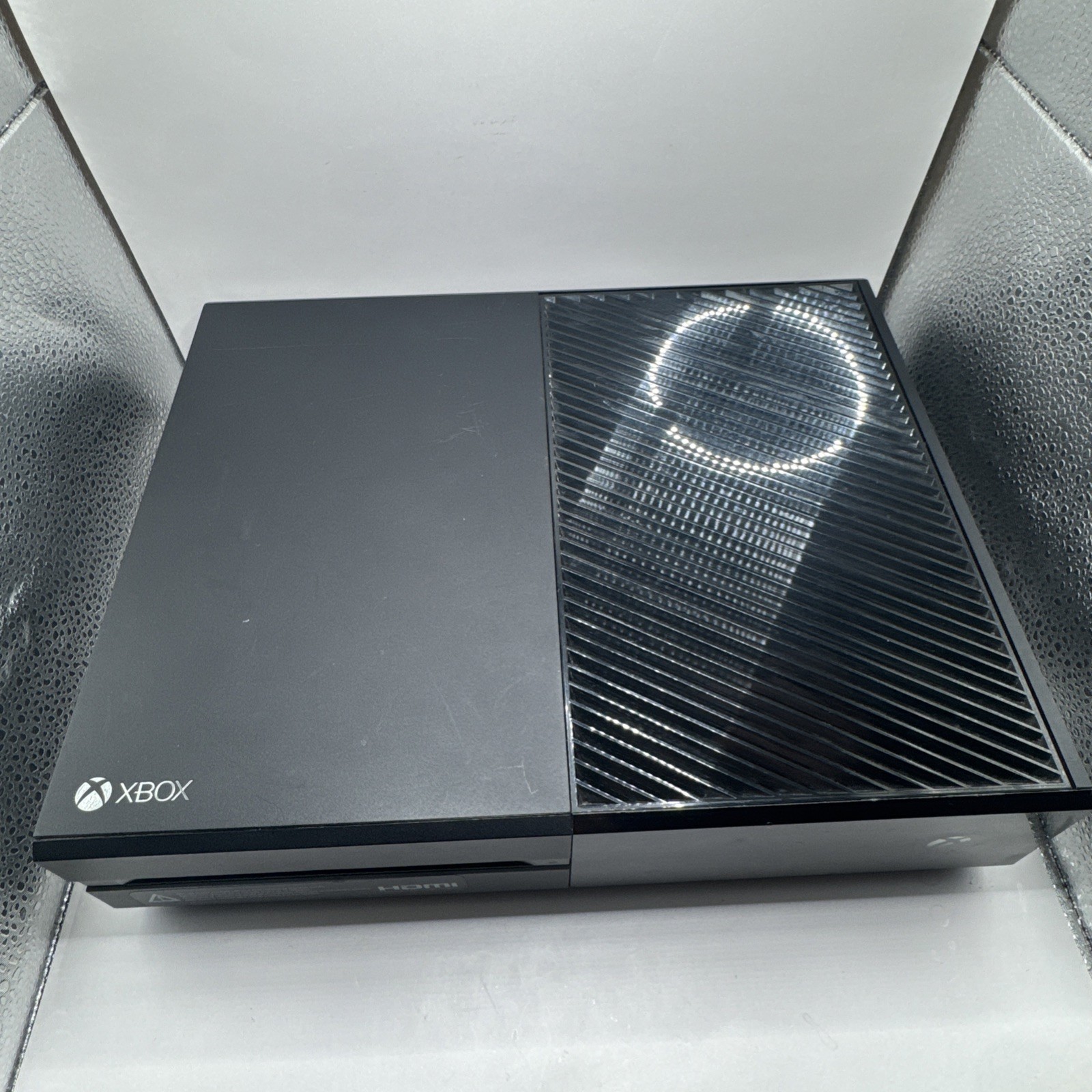 500GB Microsoft Xbox One – 1540 – Controller Working Great!