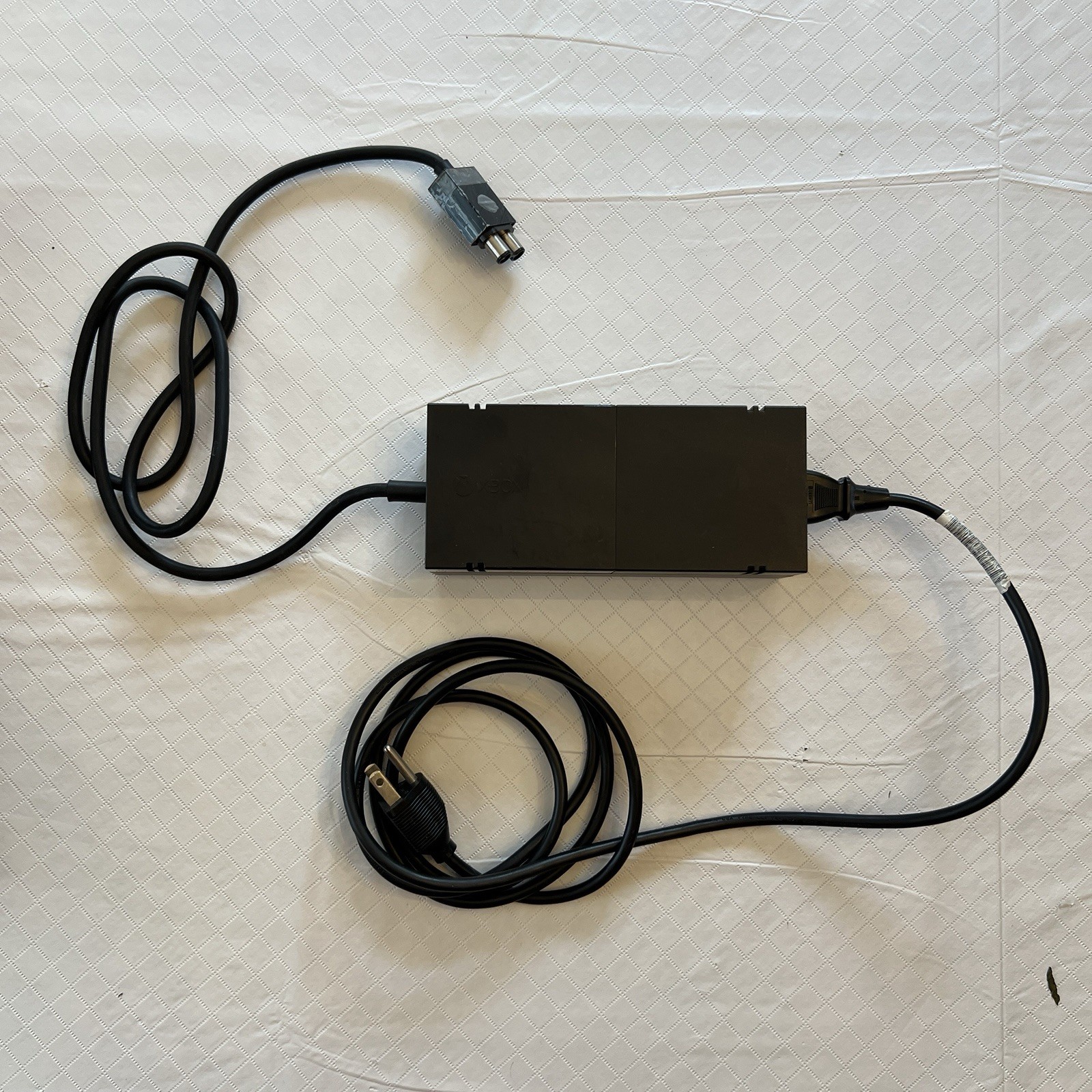 Microsoft Xbox One Black 500GB 1540 Bundle Power Cord + Controller 1537 Tested