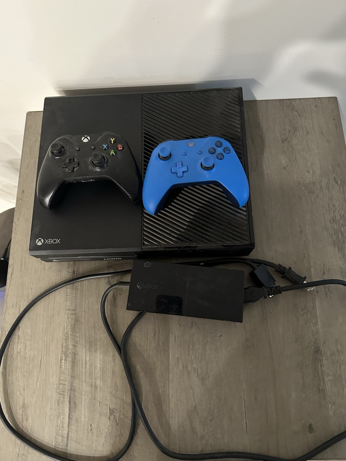 Microsoft Xbox One 500GB Console – Black (5C5-00025)