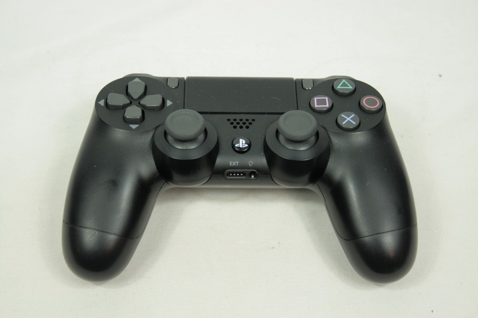 Sony PlayStation 4 PS4 Console Bundle with Controller 500GB Matte Black Tested B