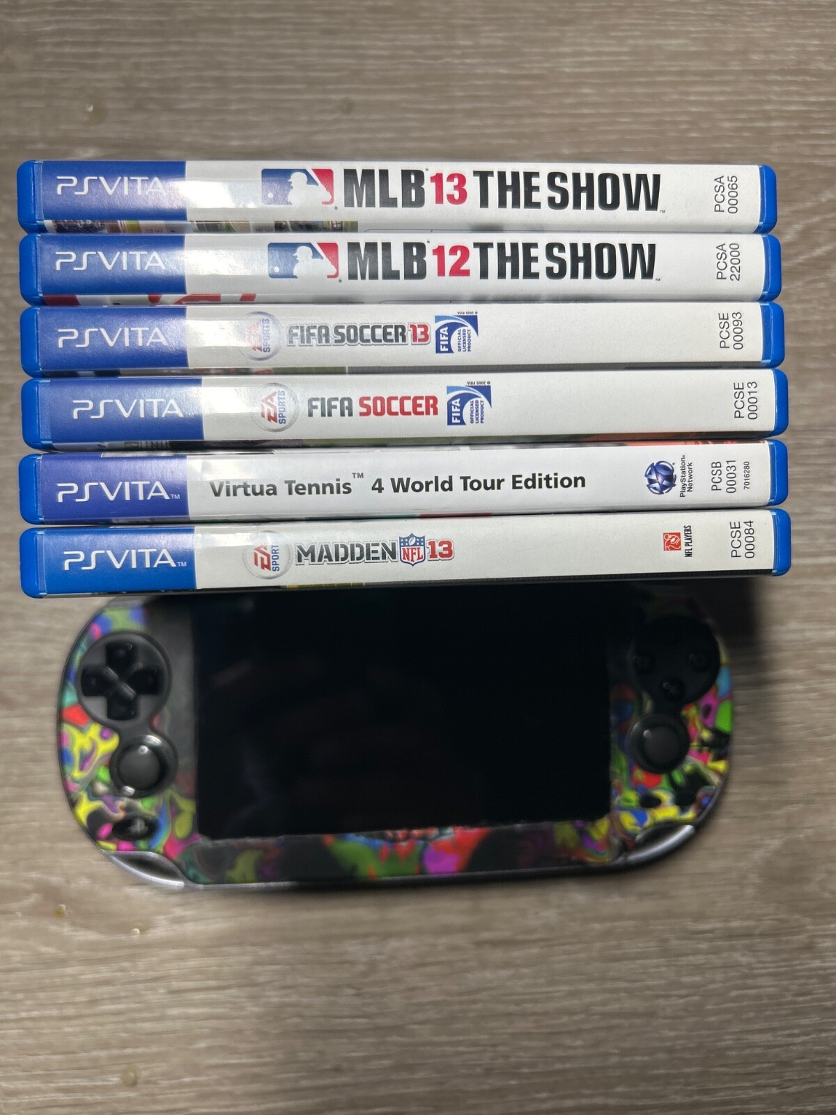 Playstation PS Vita OLED Console Sports Games+2 Memory Cards Lot Pls READ