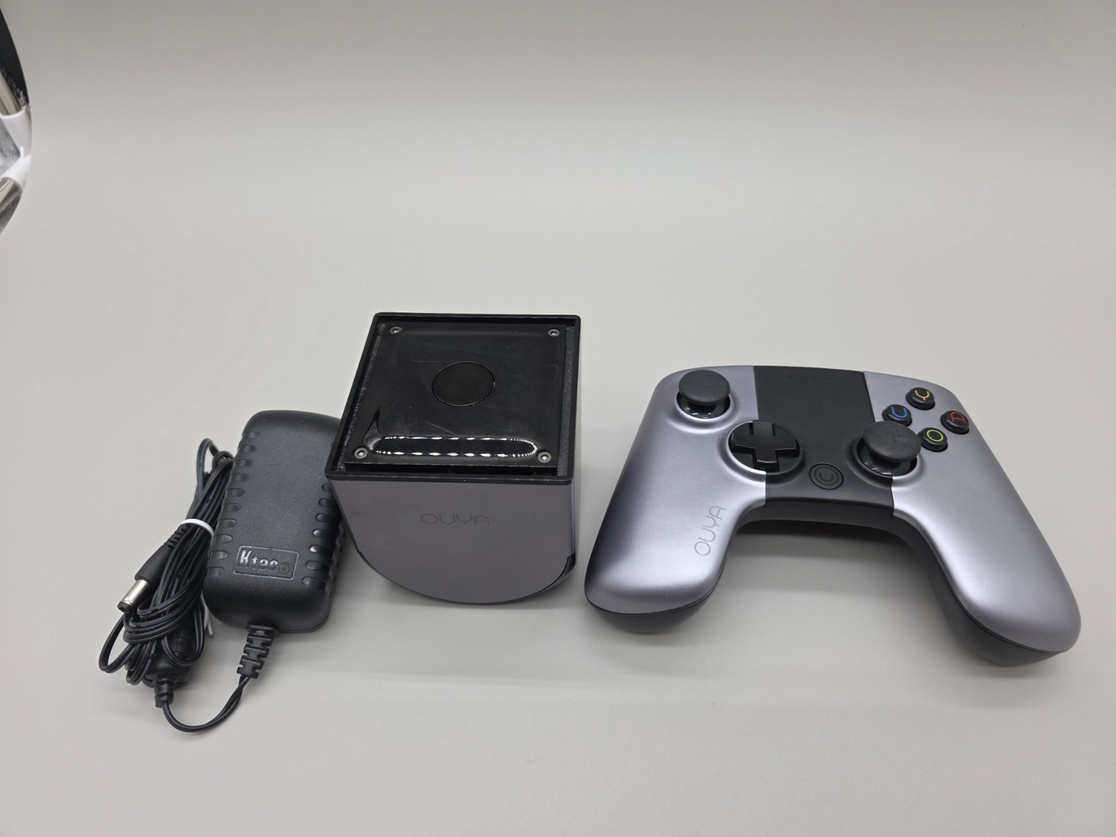 OUYA OUYA1 Android Microconsole 8GB Complete w/ Controller Power Supply Tested