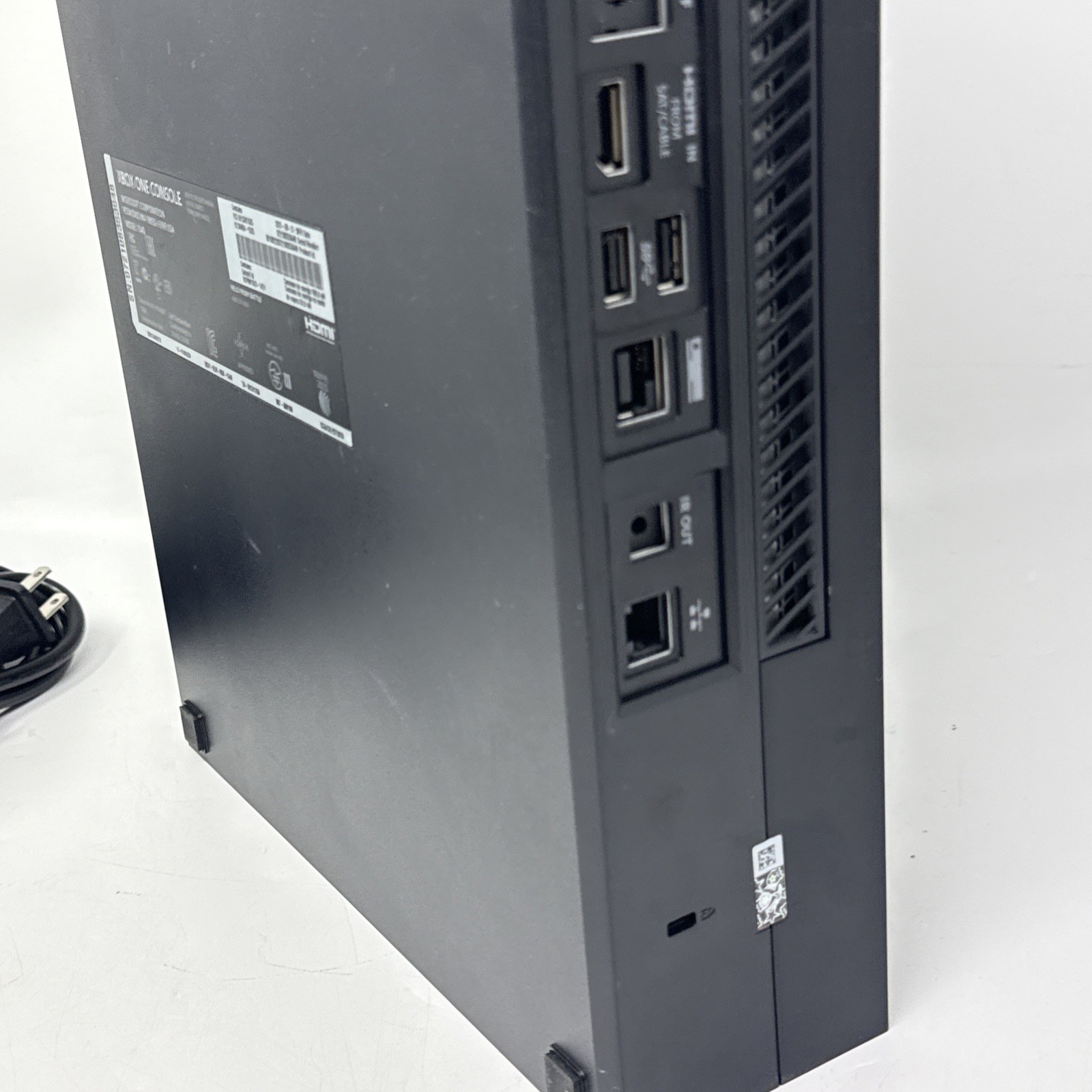 Tested Working Microsoft Xbox One 1TB Console Power Supply HDMI Black 1540