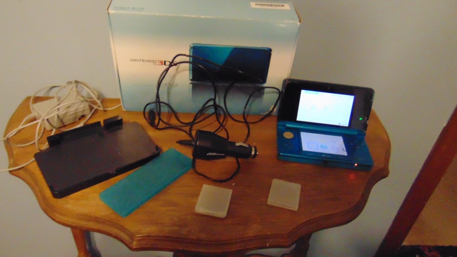 Nintendo 3DS Handheld System – Aqua Blue