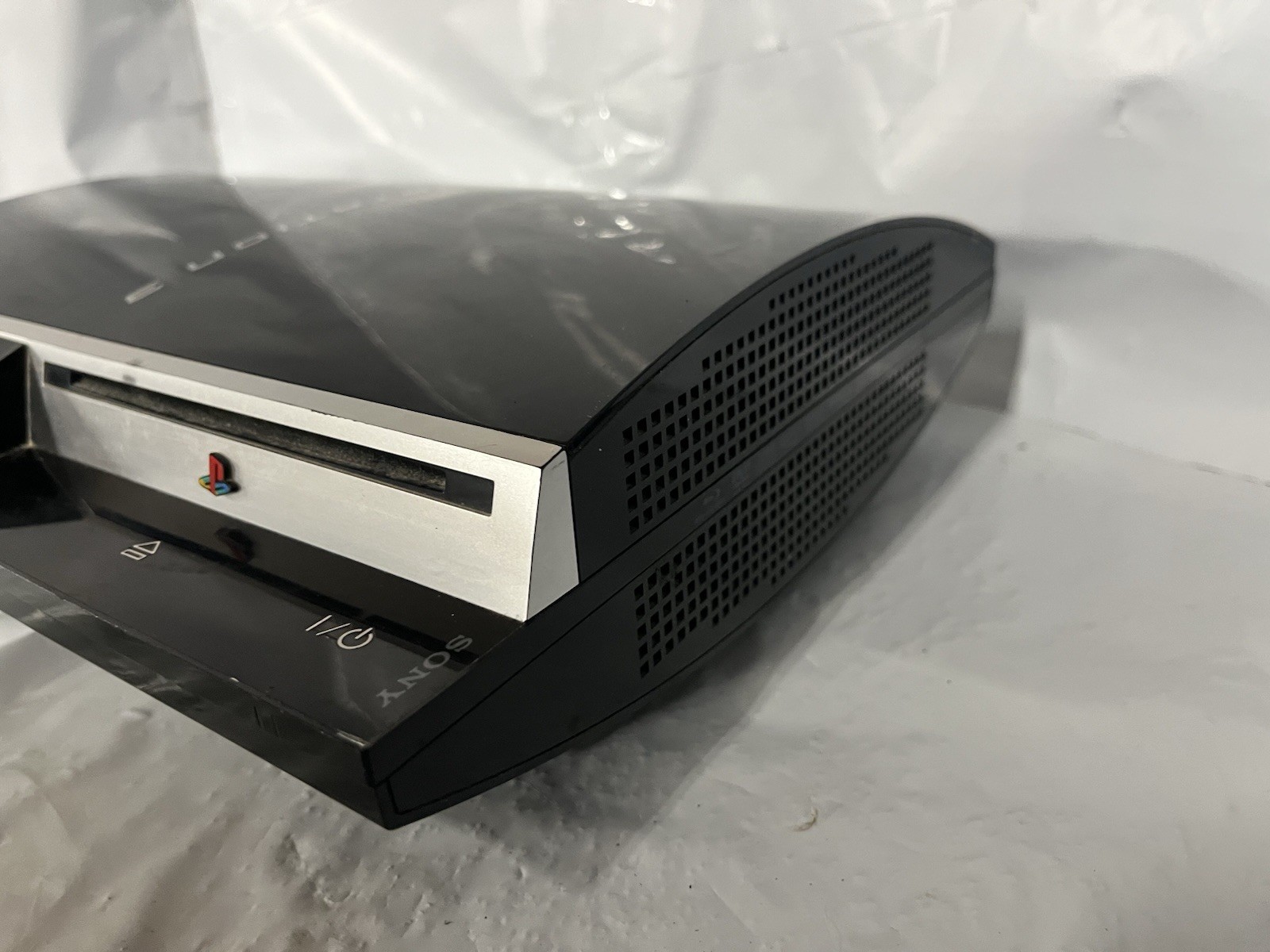 Sony Playstation 3 PS3 Fat 80G UNTESTED – Parts or Repair CECHL11