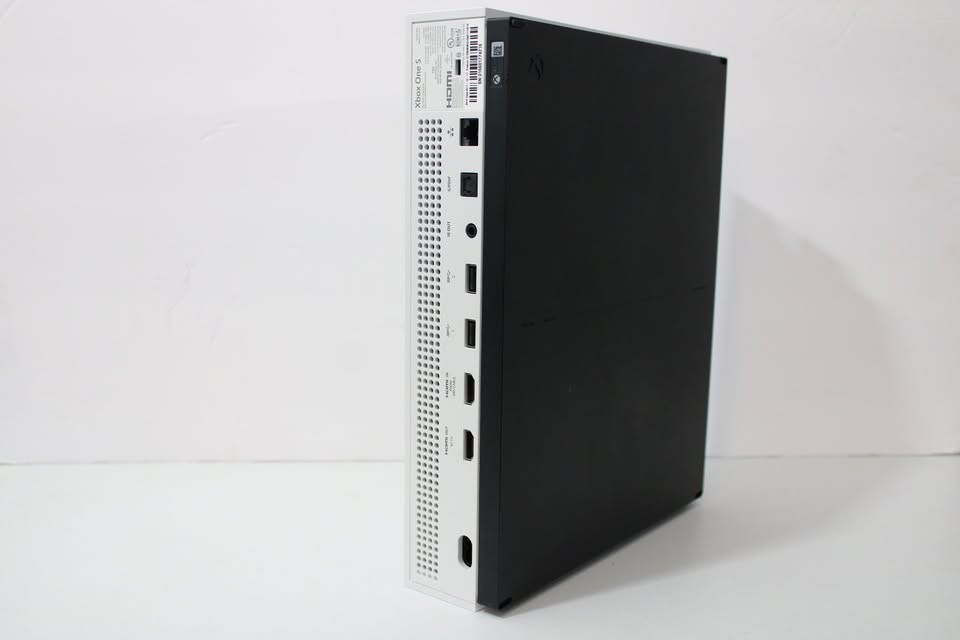 Xbox One S 1Tb Console (Tested & Working)