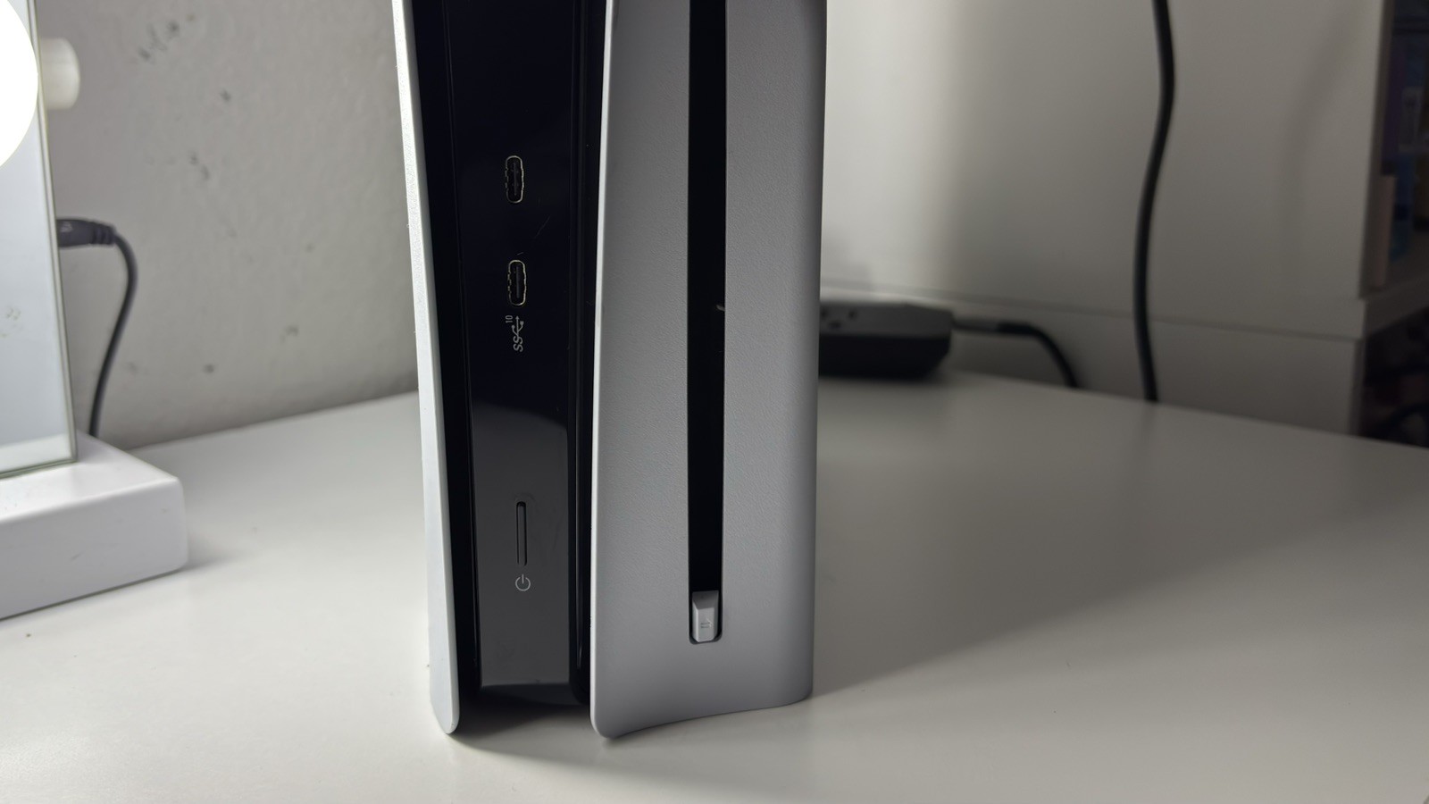 PlayStation 5 Pro Bundle Disc Drive + Glistco stand + Two Controllers.