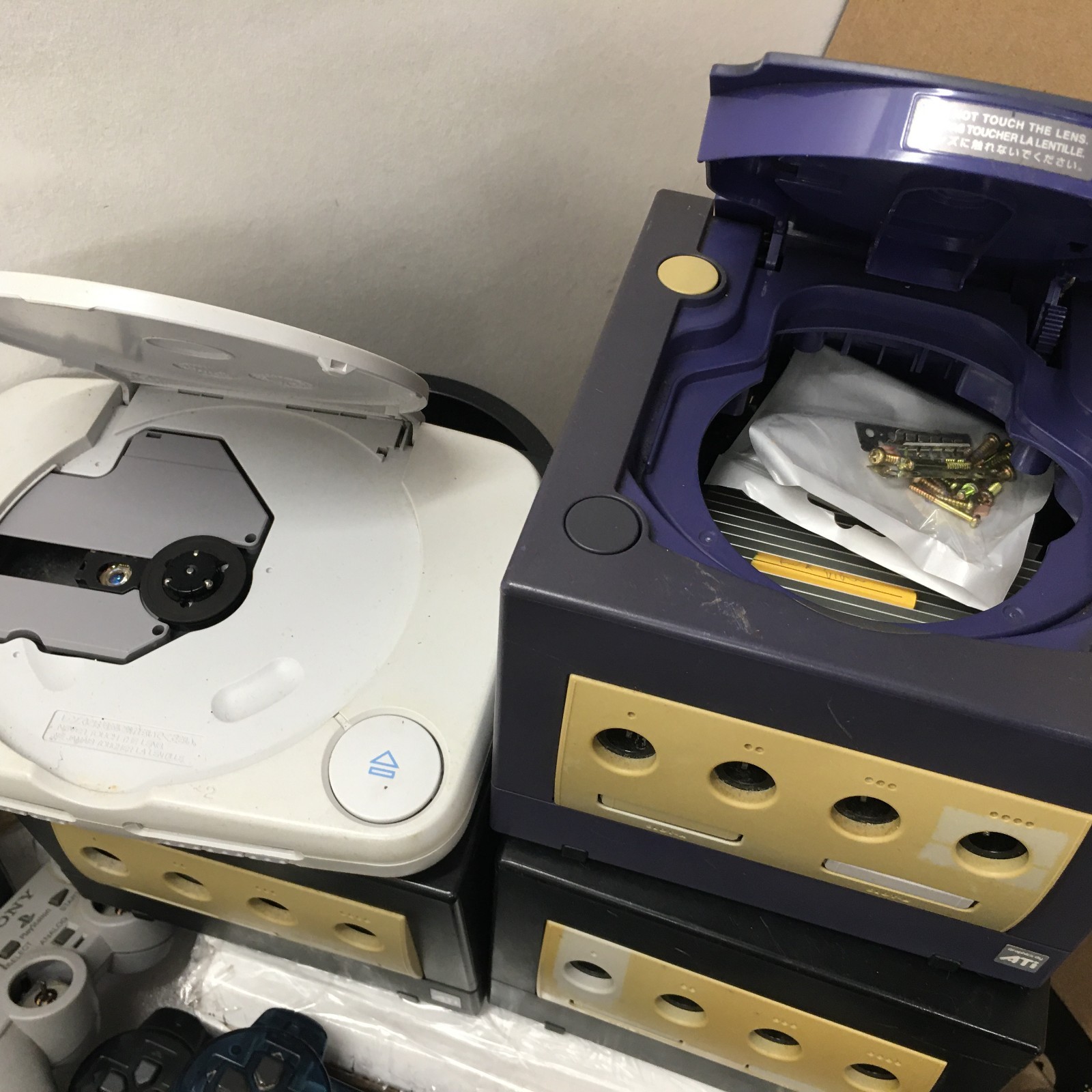 Lot of Video Game systems + Controllers FOR PARTS (PS1, Gamecube, GameGear, MORE