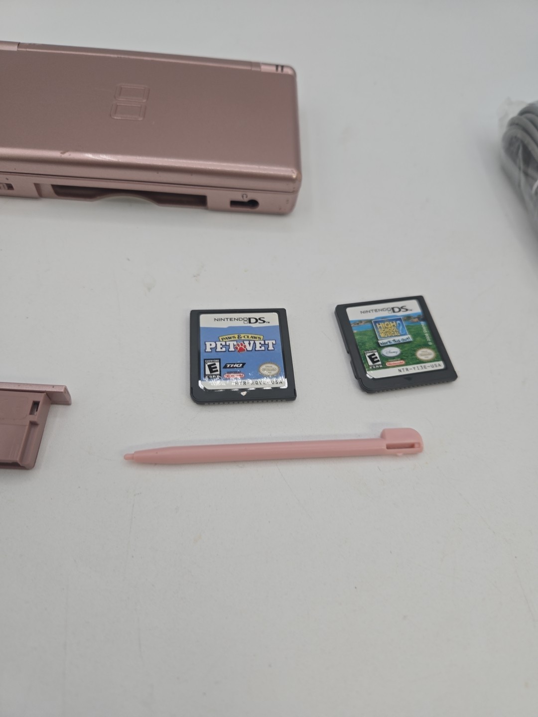 Nintendo DS Lite System Portable Gaming Console – Metal Pink Bundle Tested Works