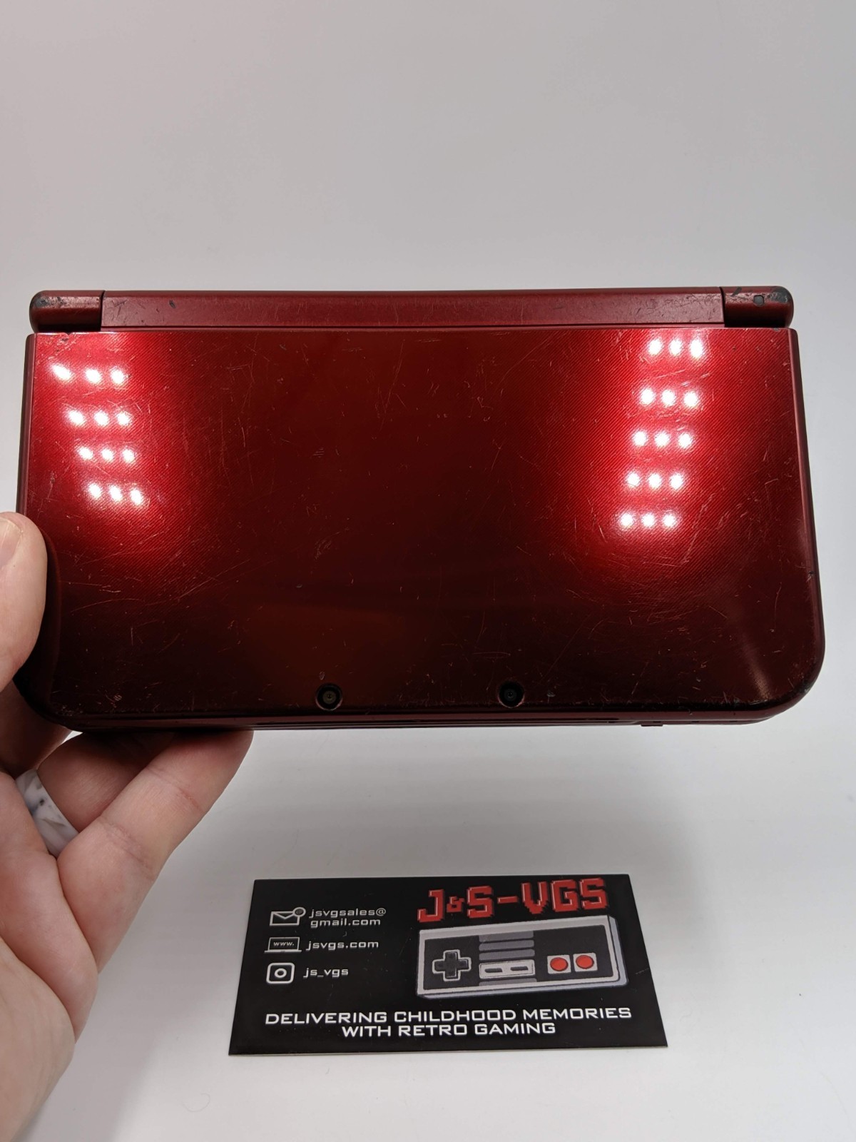 Nintendo New 3DS XL Red “R” DOESN’T WORK CHIPPED PAINT AS IS