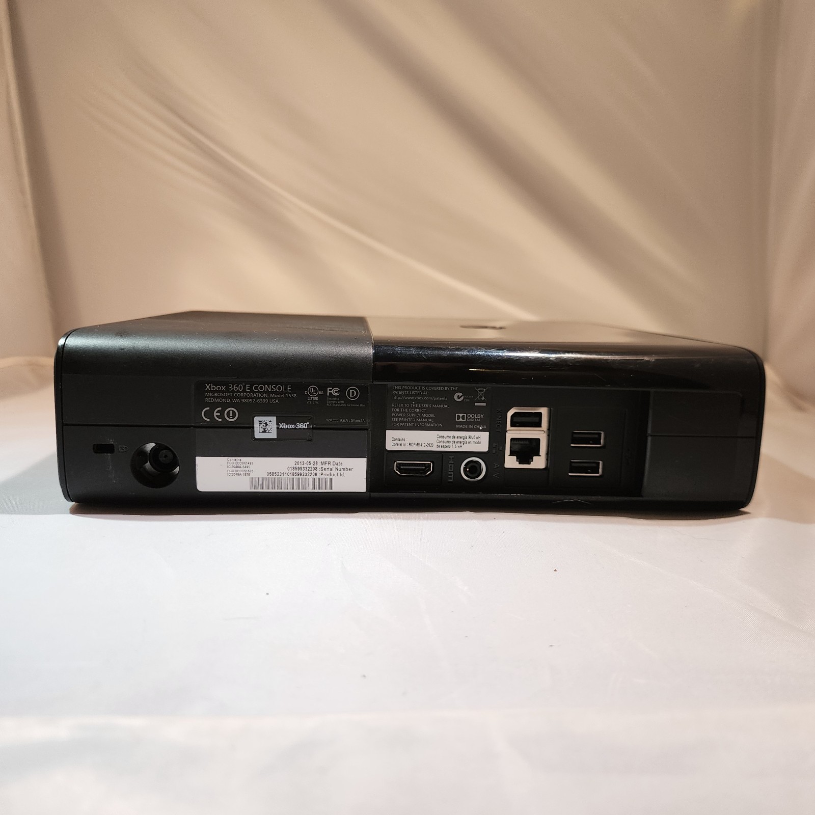 Microsoft Xbox 360 E (Black) Console Bundle – Tested and Working