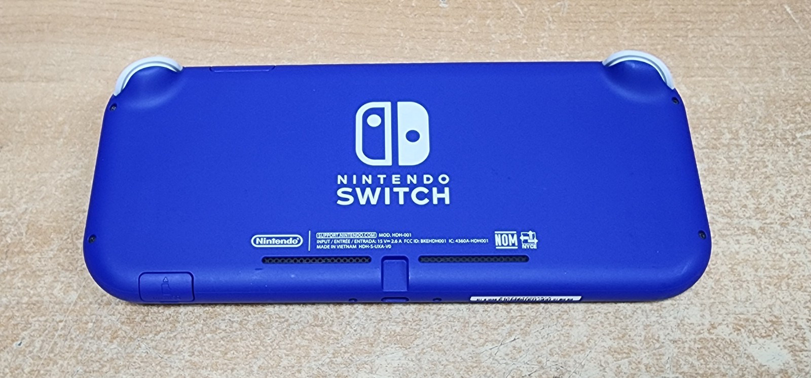 Nintendo Switch Lite – Blue – Has touchscreen issue