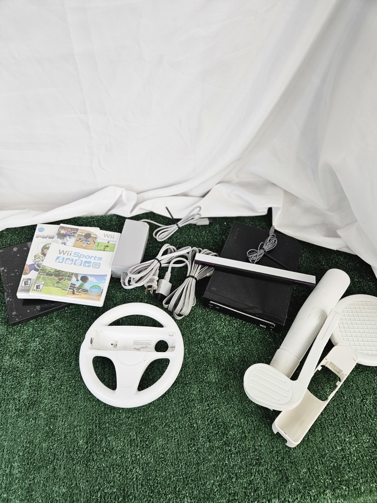 Nintendo Wii Console (RVL-101) w/ Accessories Tested READ
