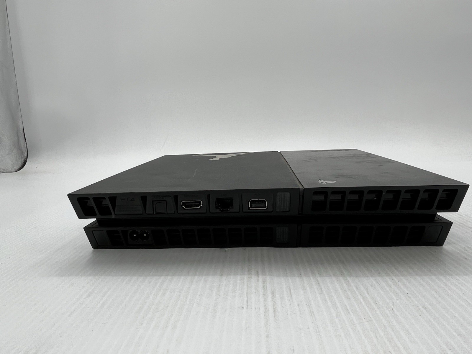 PlayStation 4 2013 Sony (not Tested) {155}