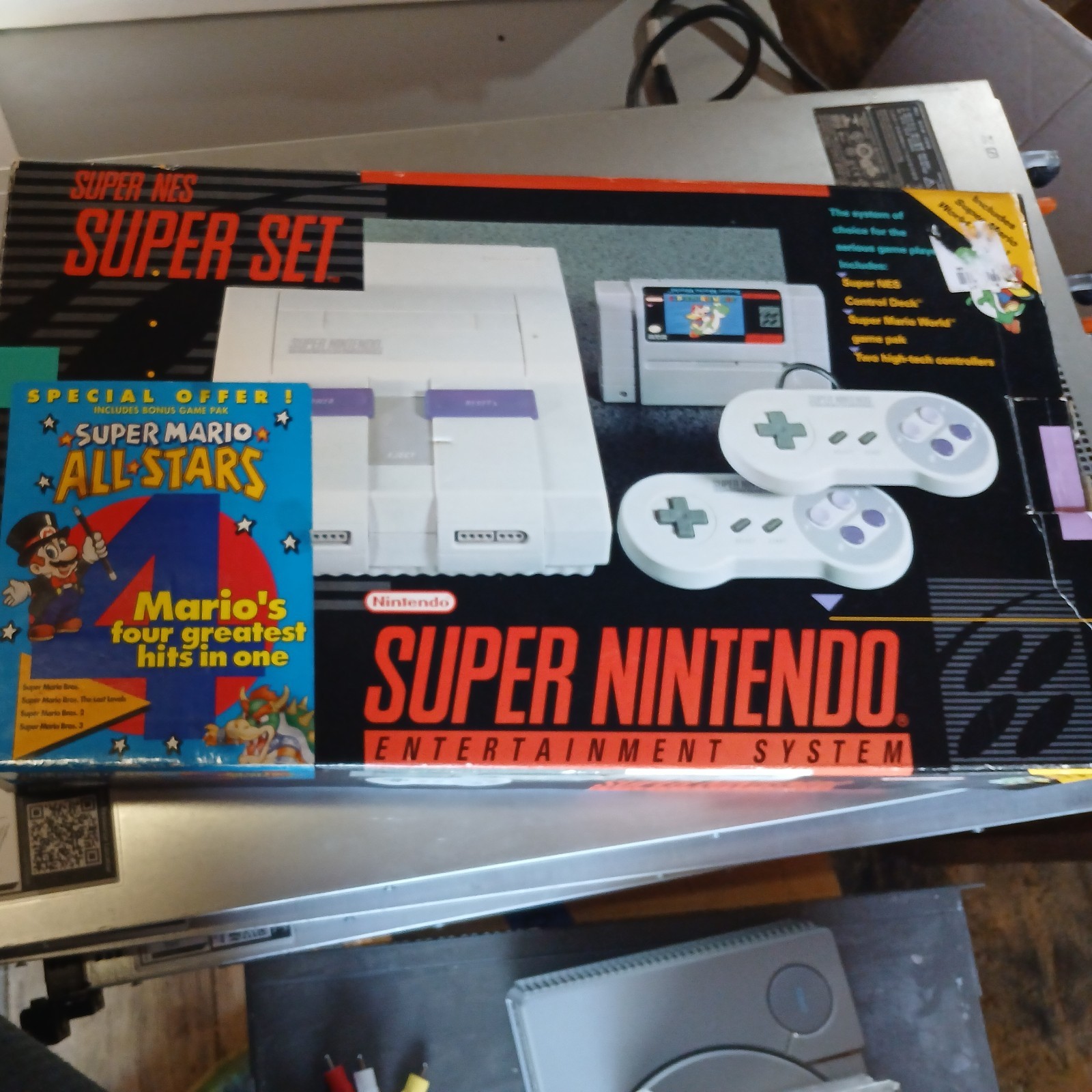 Nintendo Super NES Super set practically new manuals and all no games in box