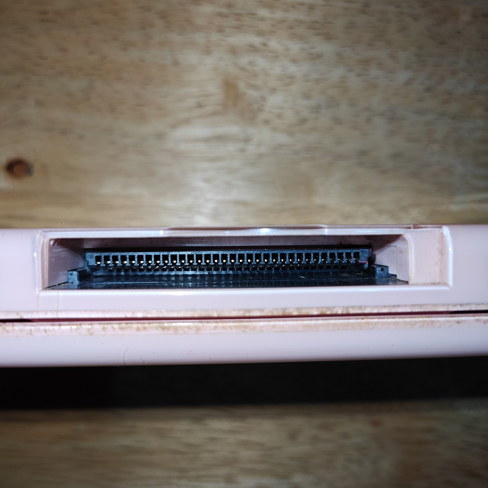 Nintendo DS Lite – Coral Pink Read Description