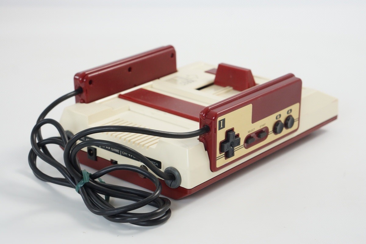 Famicom Console HVC-001 Nintendo FC Tested System -HDMI Adapter- H6334090